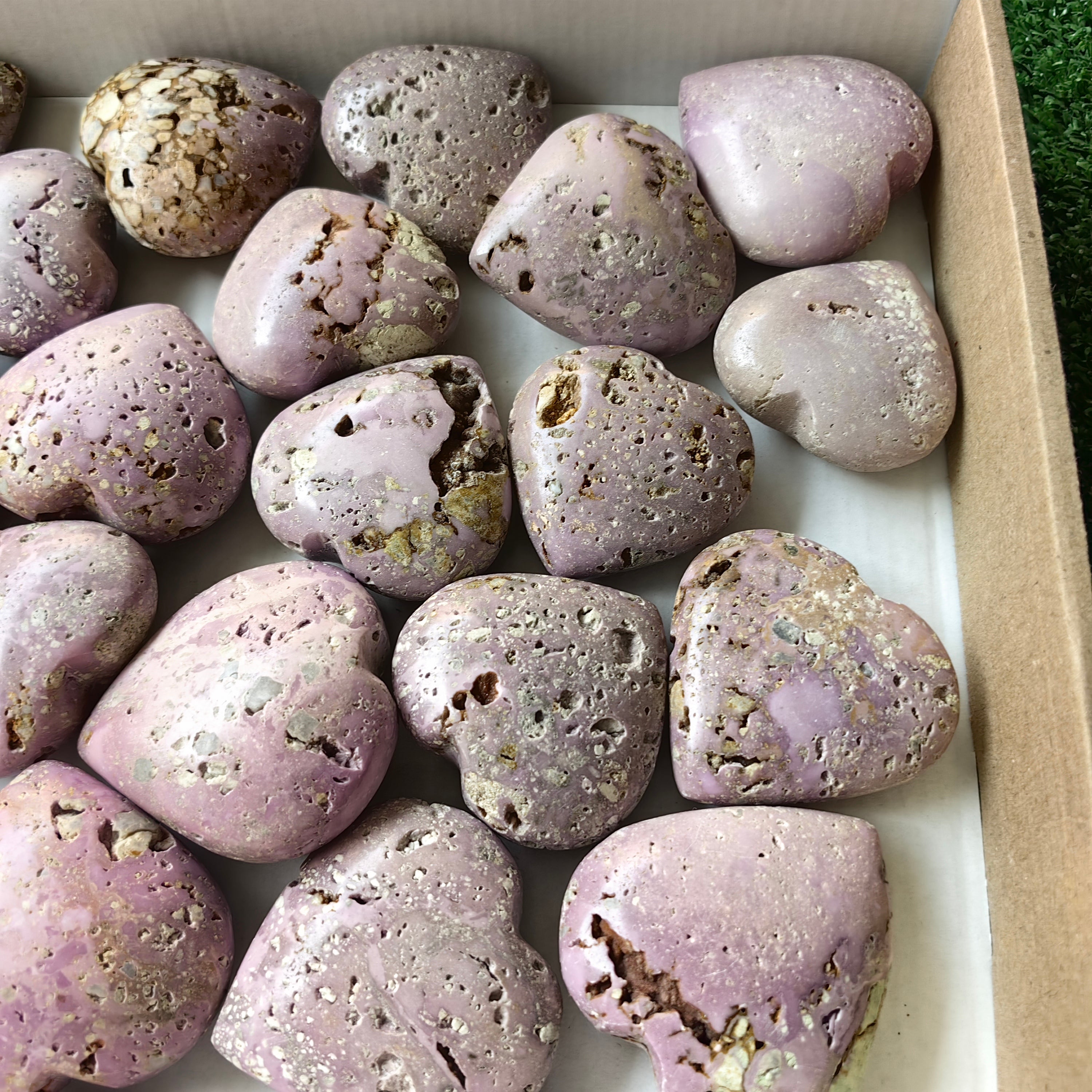 26 pc phosphosiderite drusy hearts