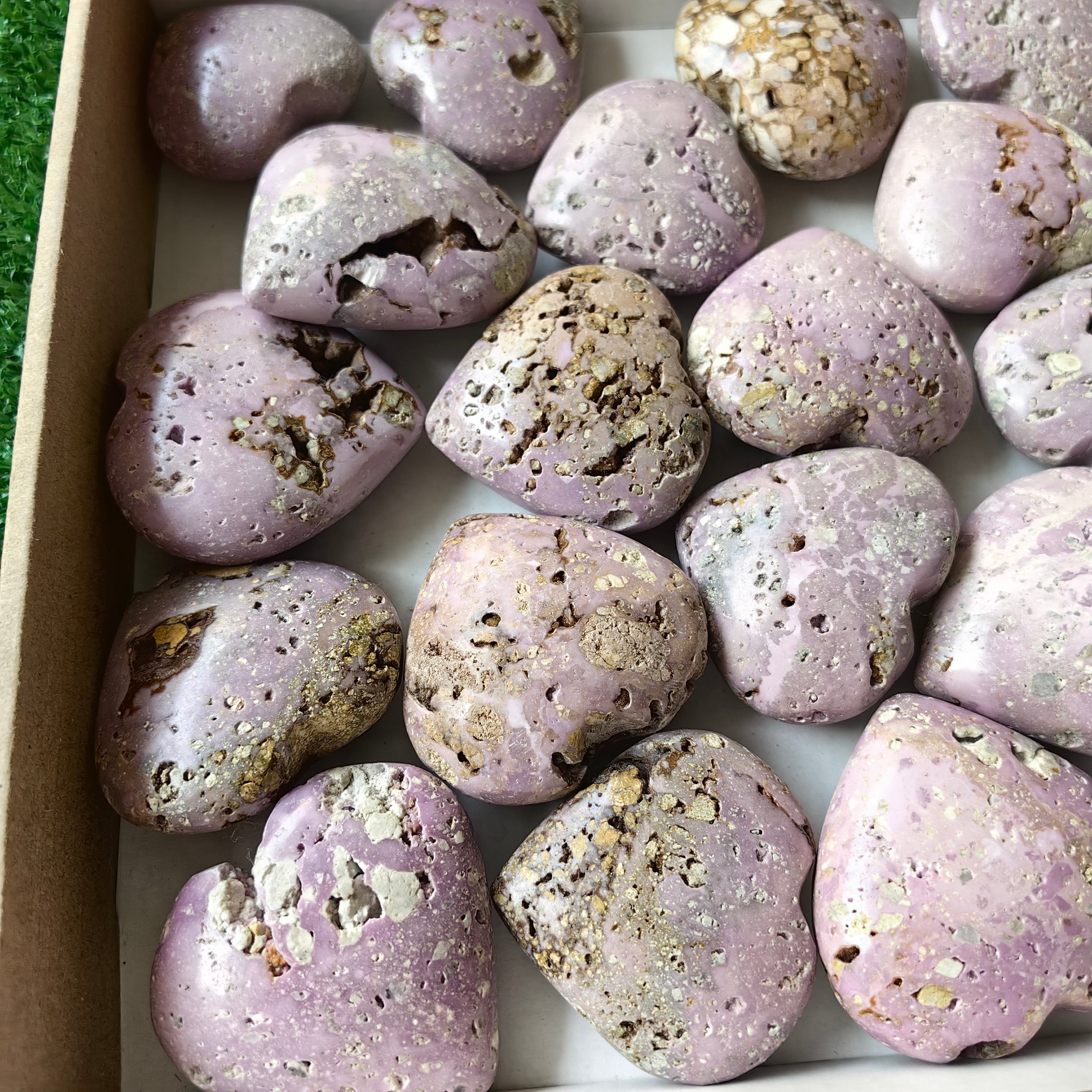 26 pc phosphosiderite drusy hearts