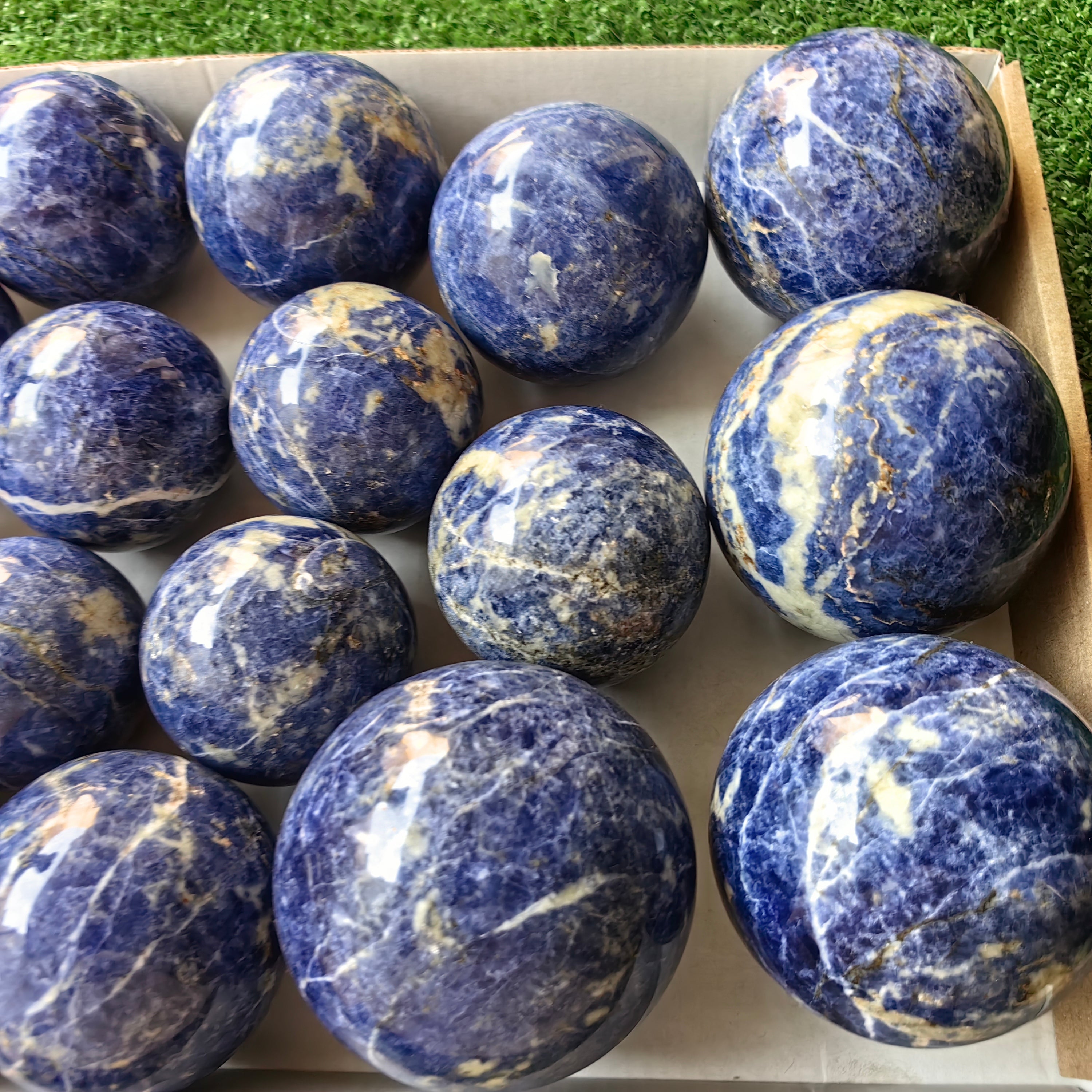 17 pc blue sodalite spheres