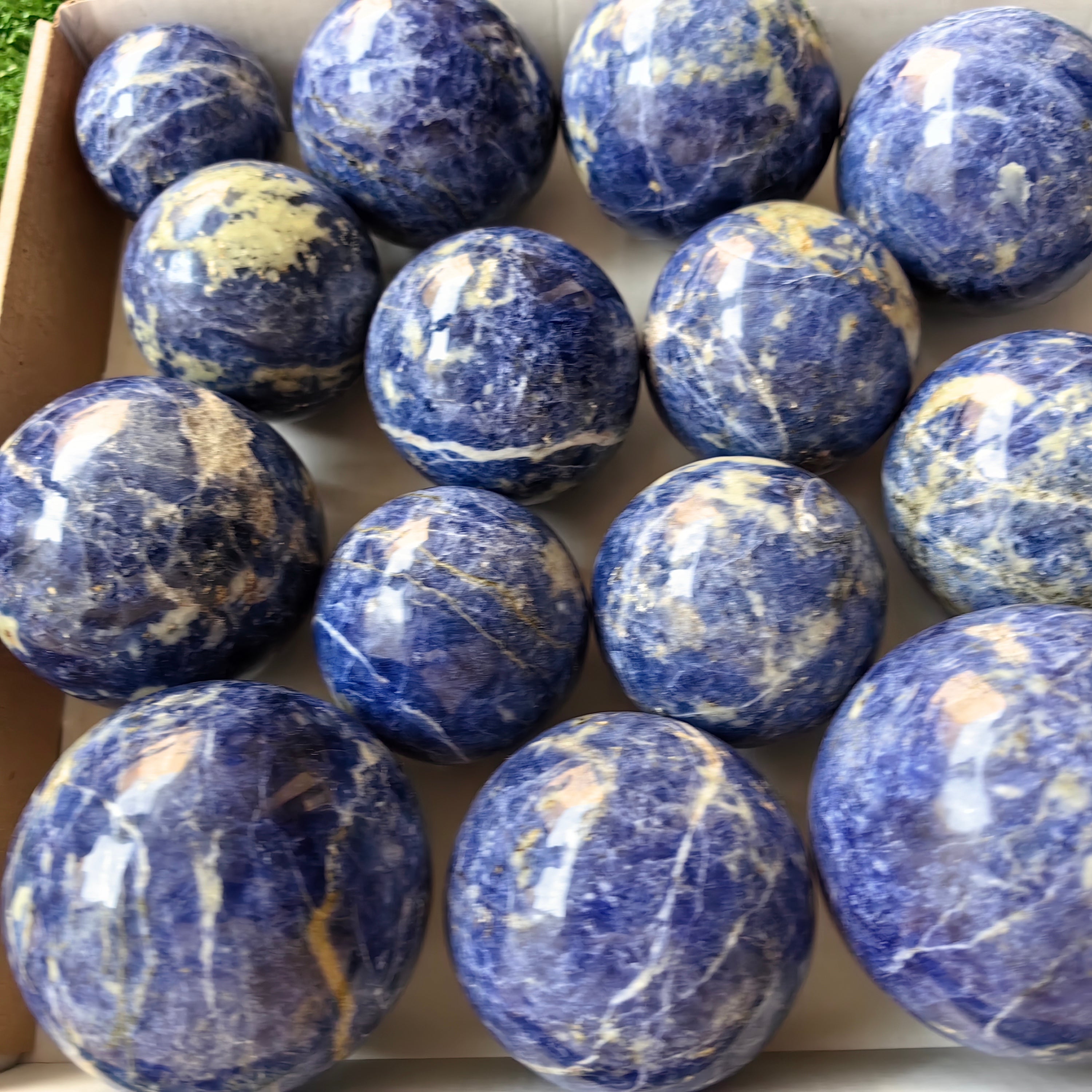 17 pc blue sodalite spheres