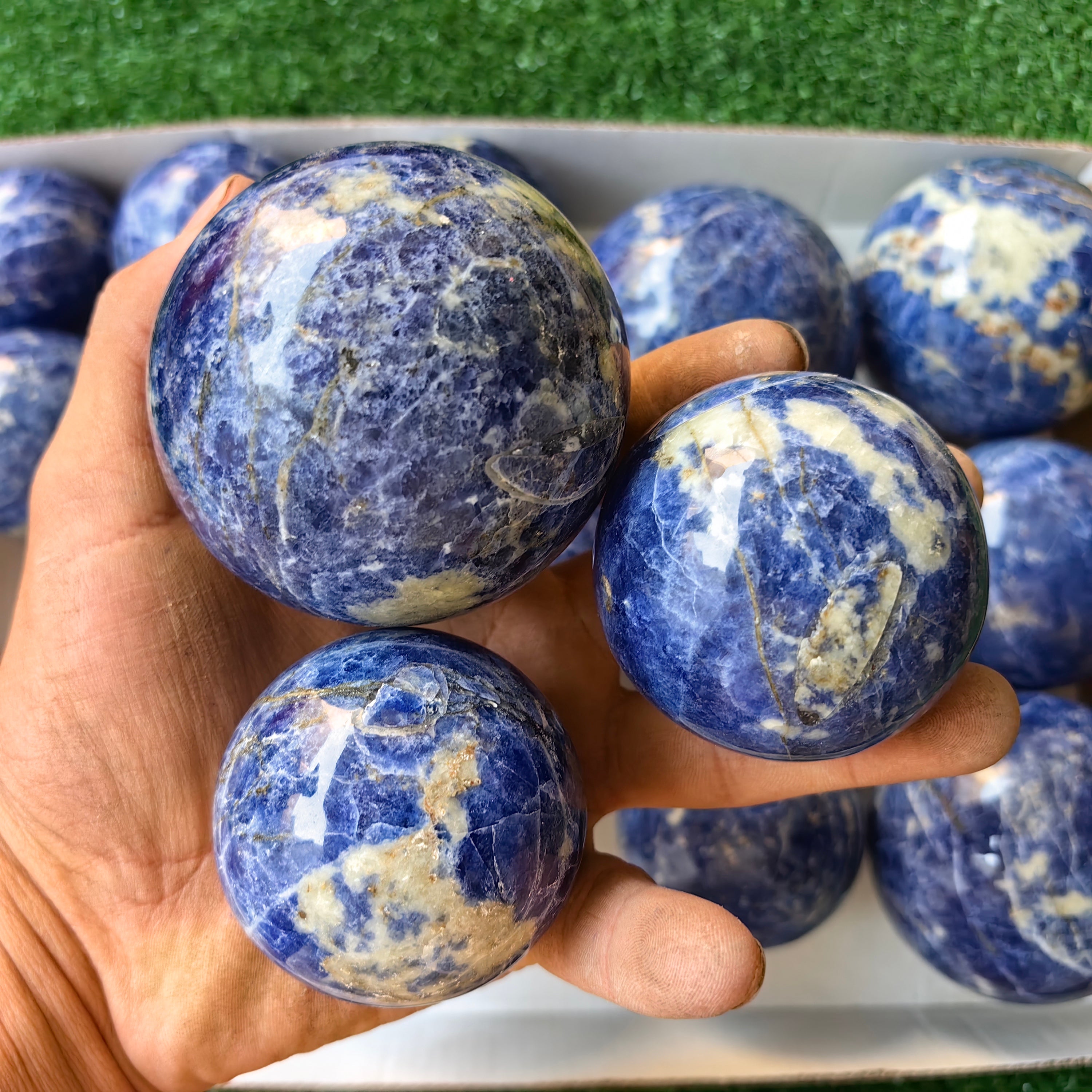 17 pc blue sodalite spheres