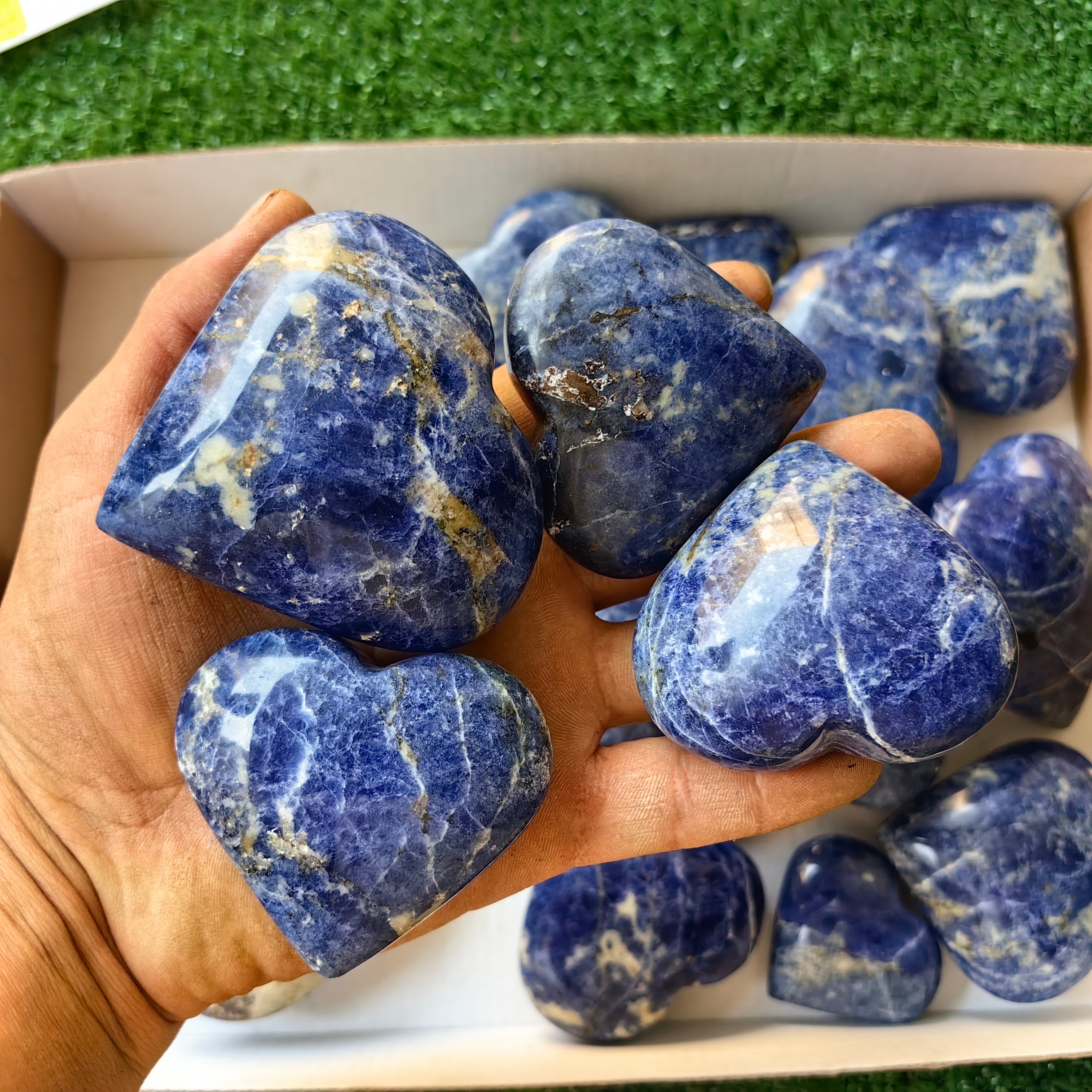 19 pc blue sodalite hearts