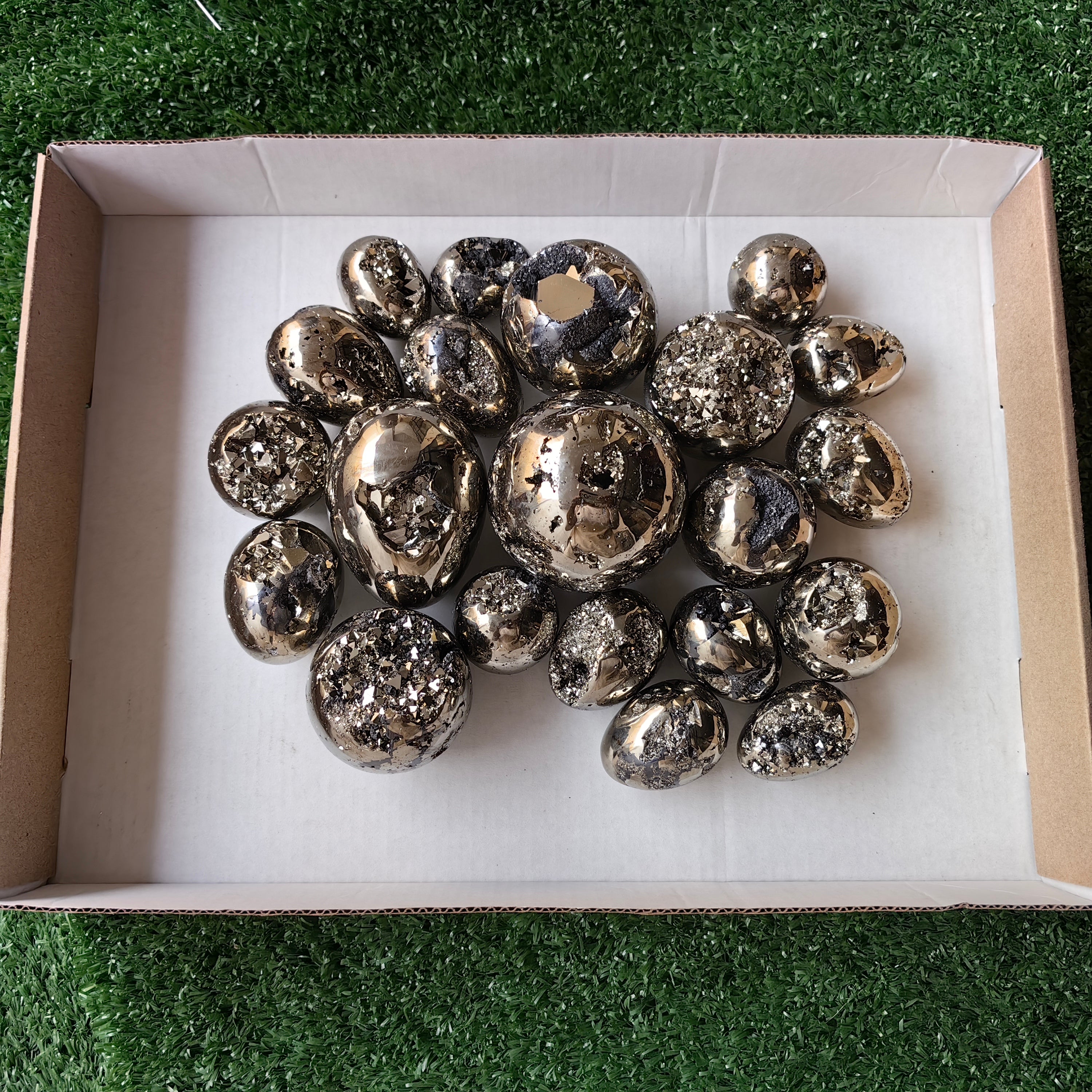 20 pc pyrite spheres / eggs with octactahedral & sphalerite drusy