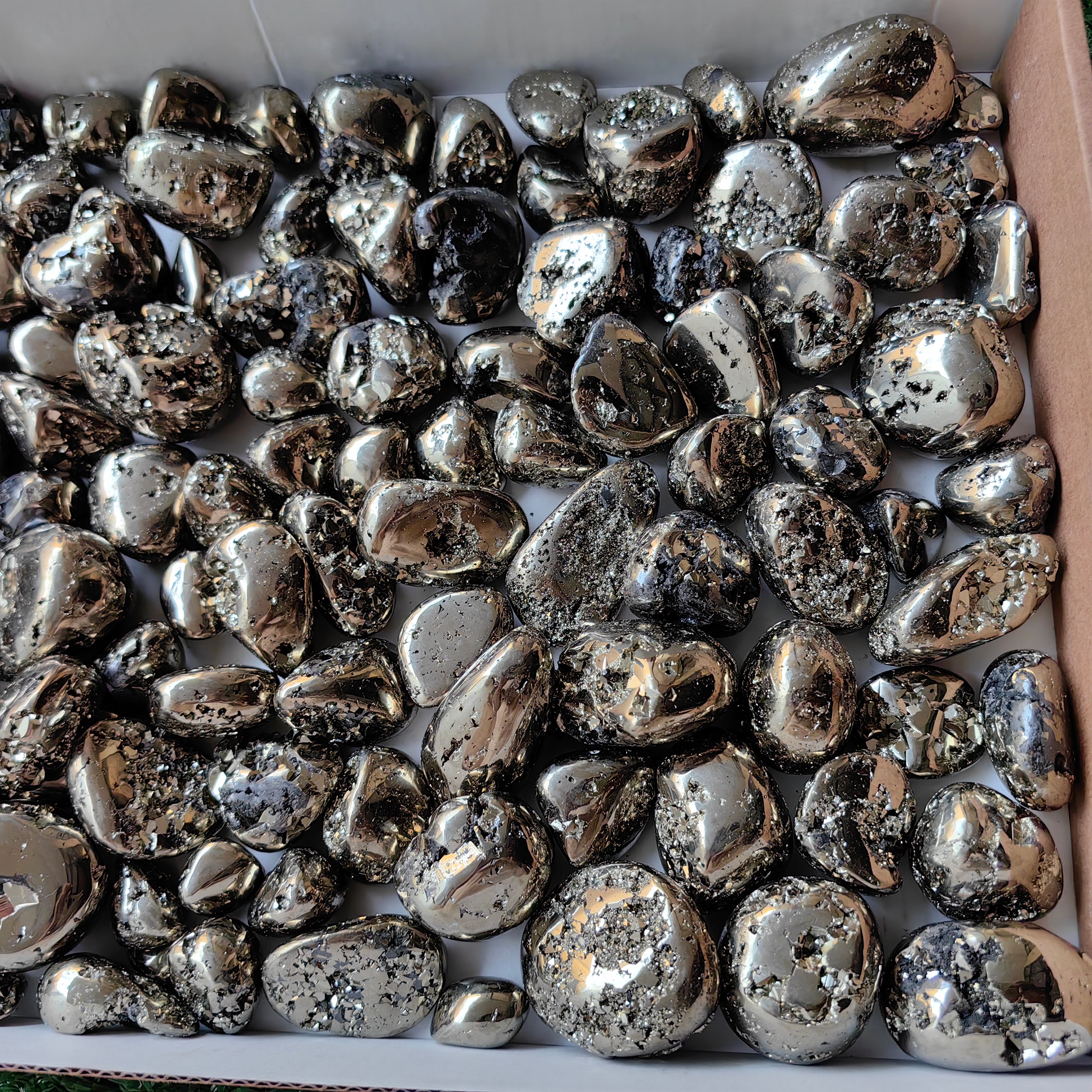 109 pc pyrite tumbled with octactahedral & sphalerite drusy