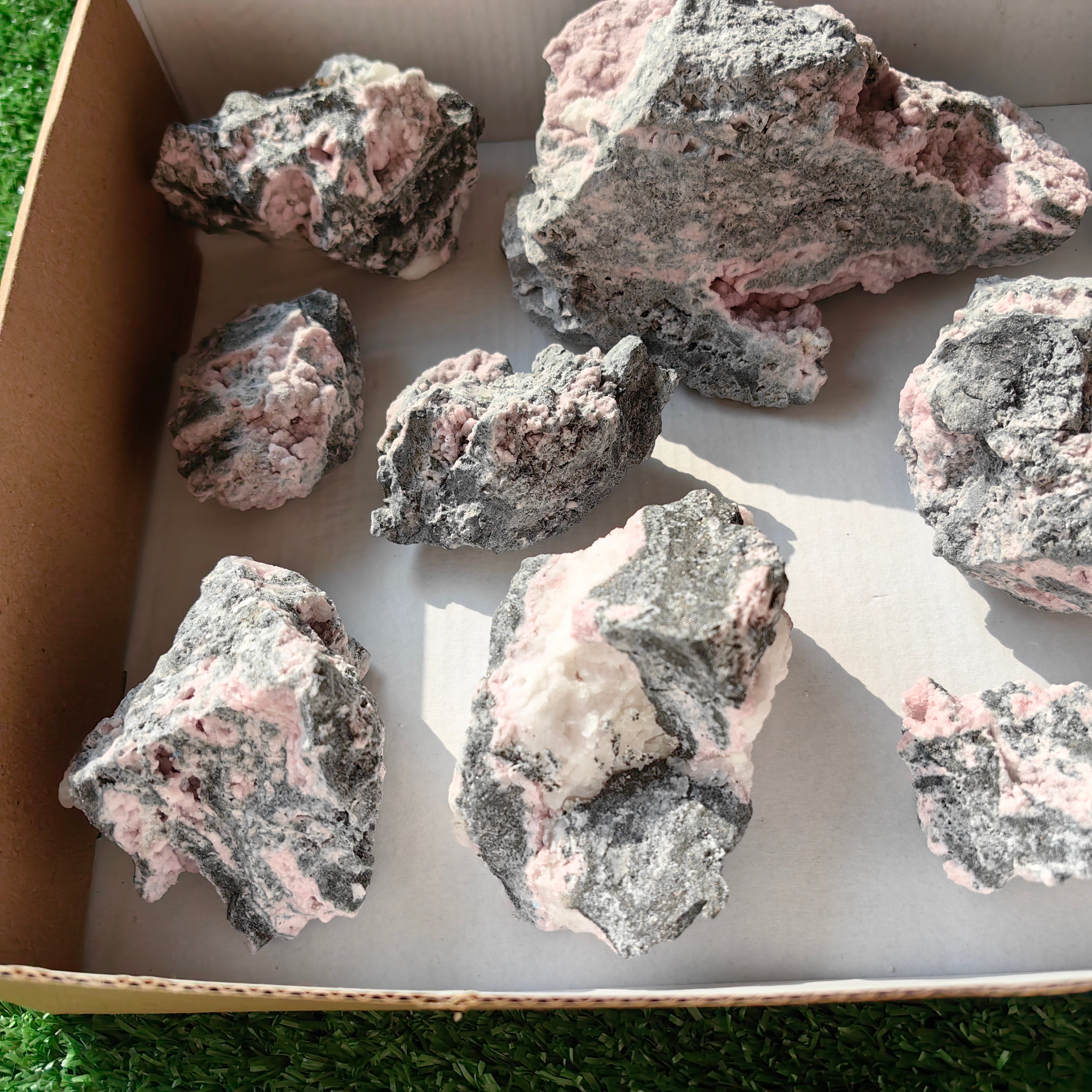 10 rhodochrosite quartz crystals specimen PERU