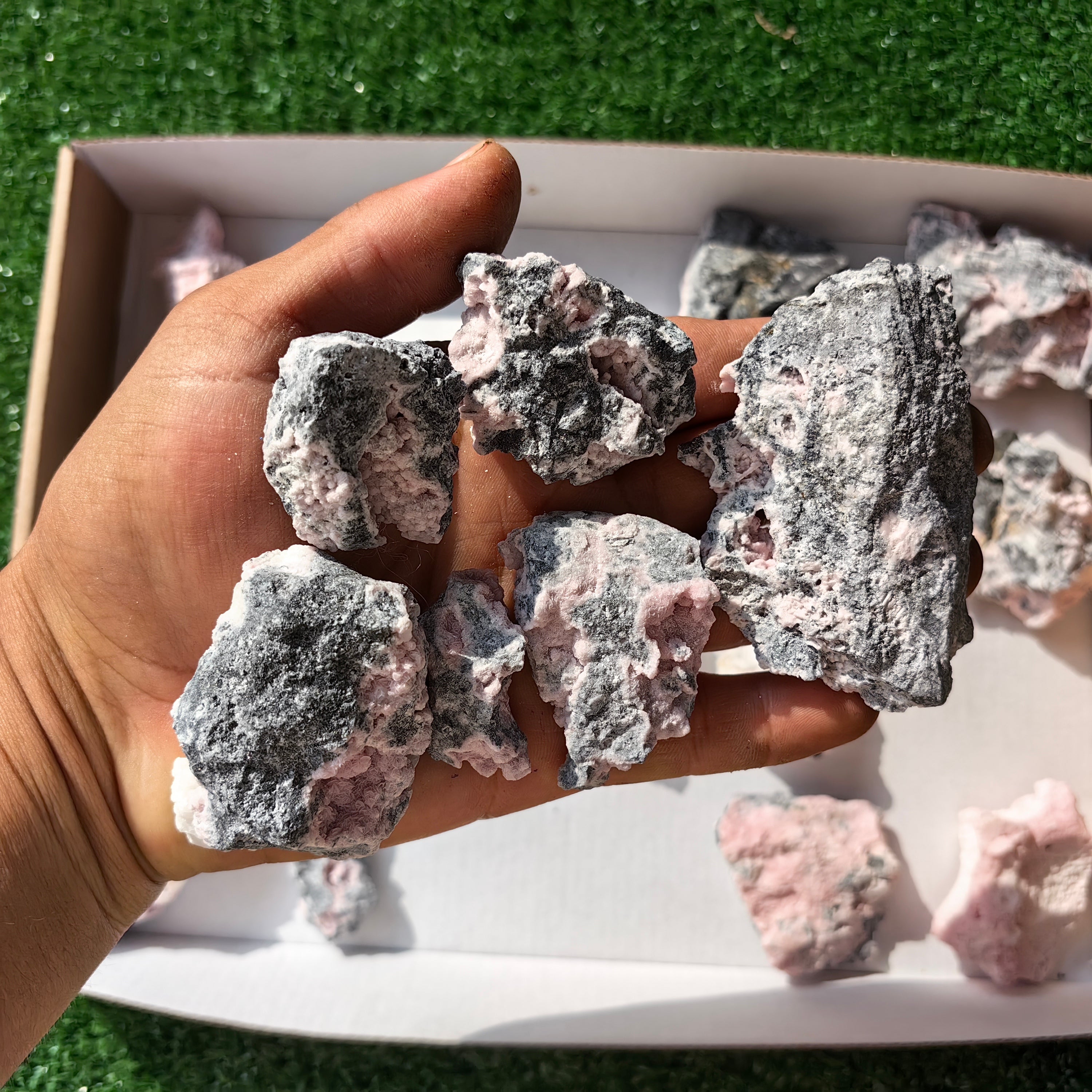 20 rhodochrosite quartz crystals specimen PERU