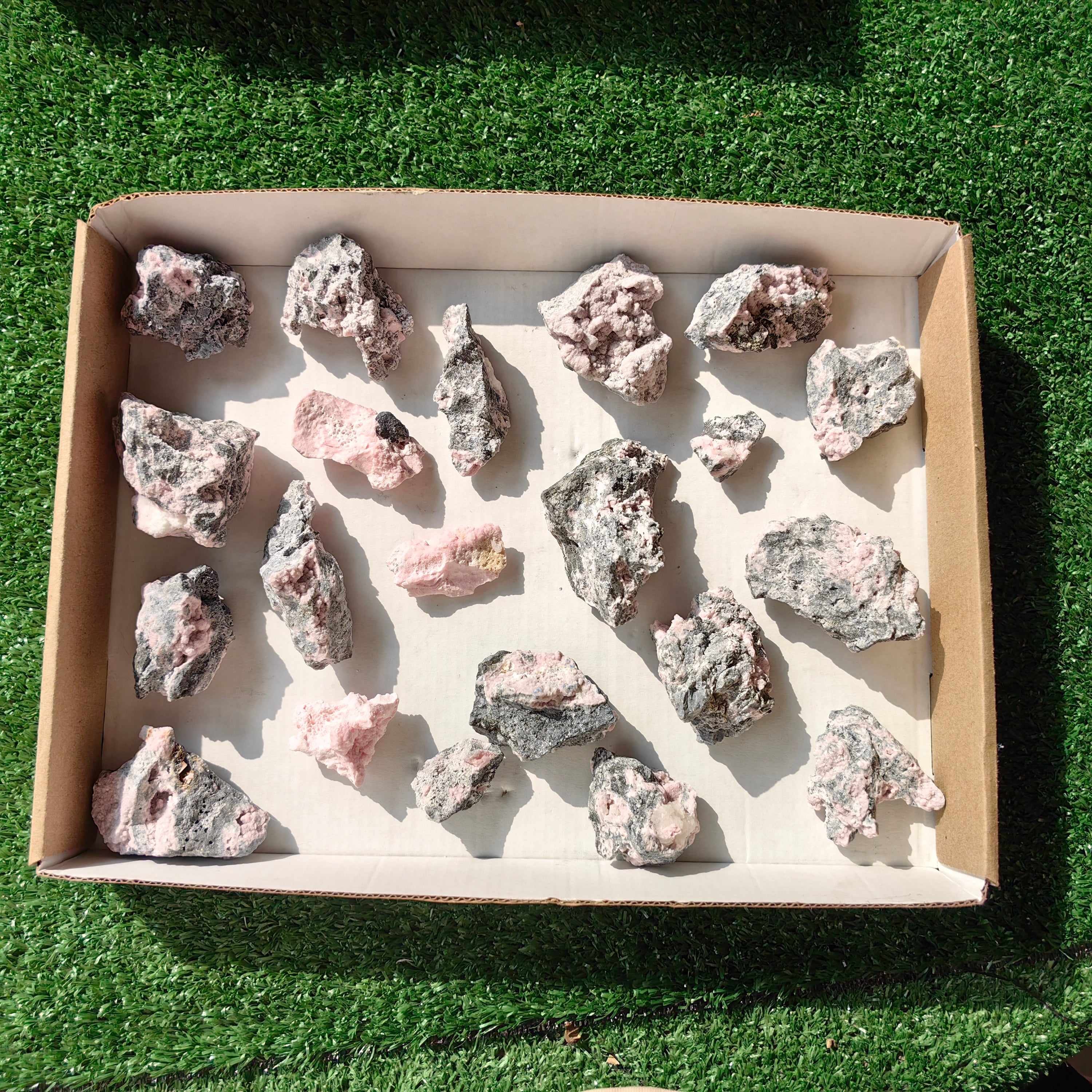 21 rhodochrosite quartz crystals specimen PERU