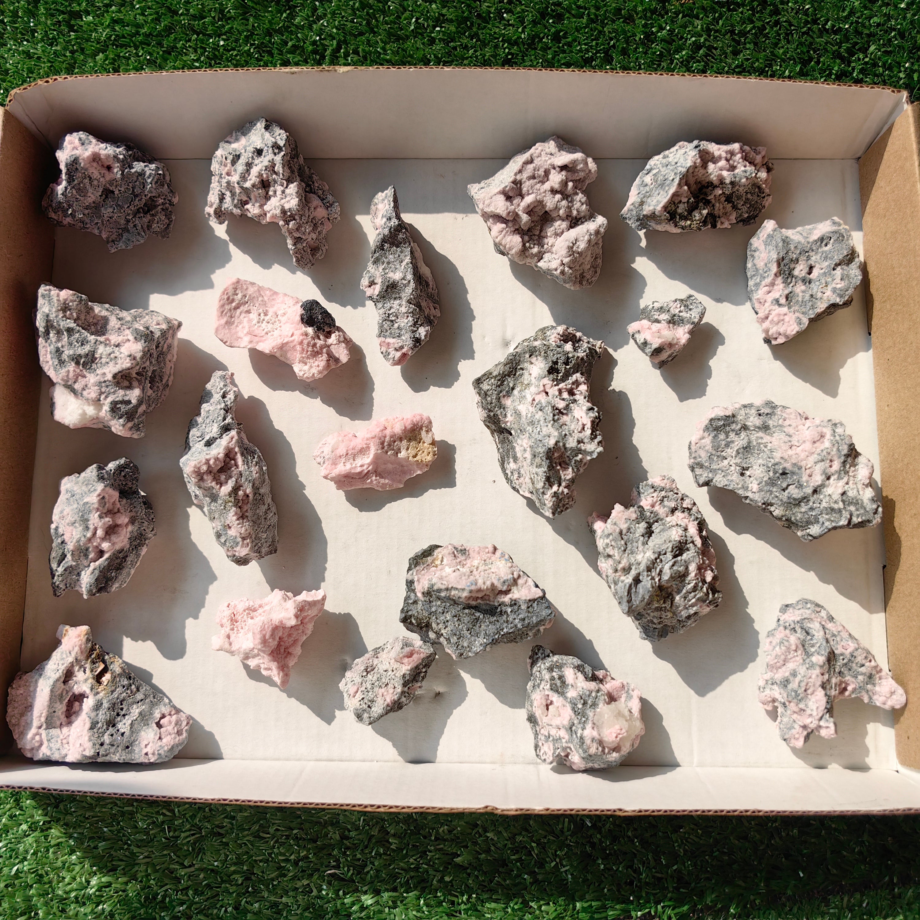 21 rhodochrosite quartz crystals specimen PERU