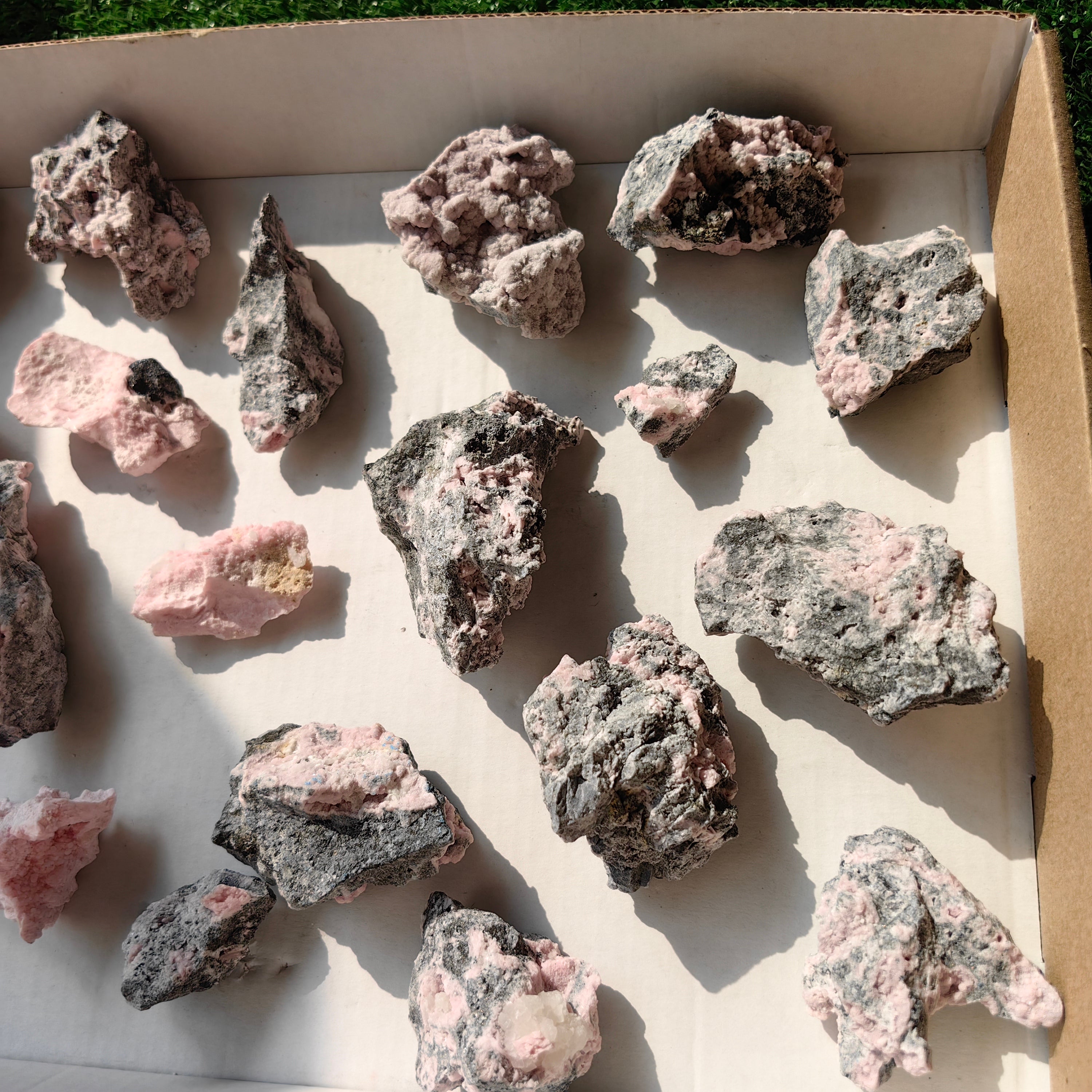 21 rhodochrosite quartz crystals specimen PERU