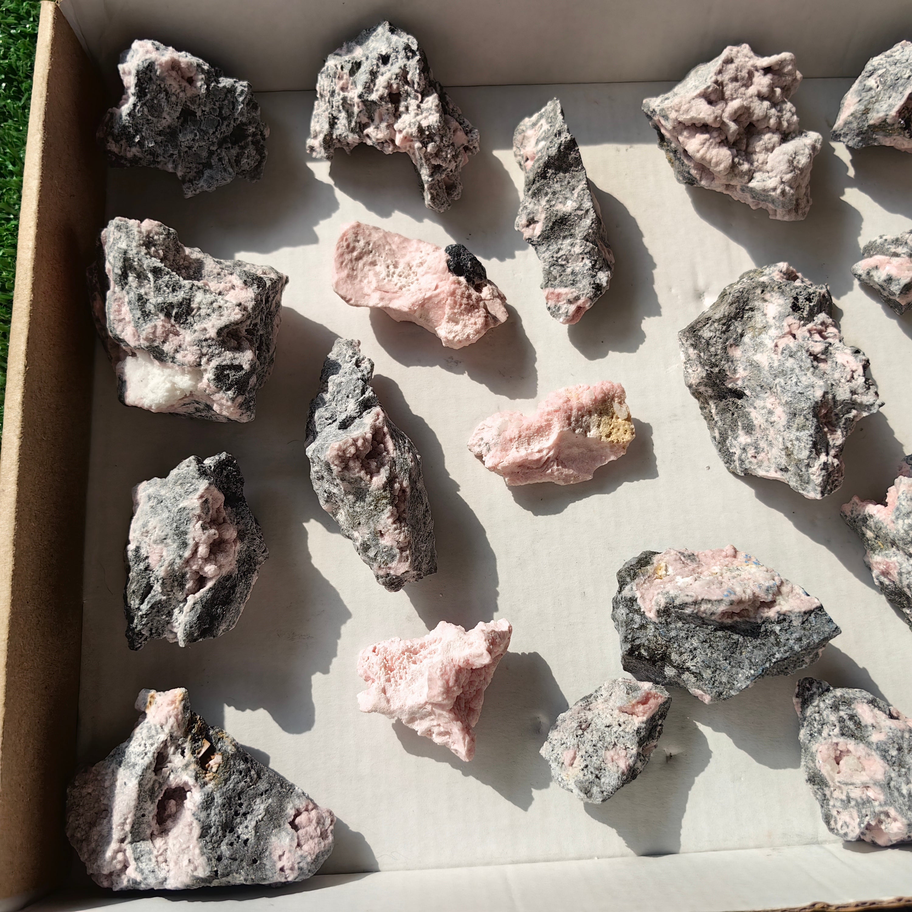 21 rhodochrosite quartz crystals specimen PERU