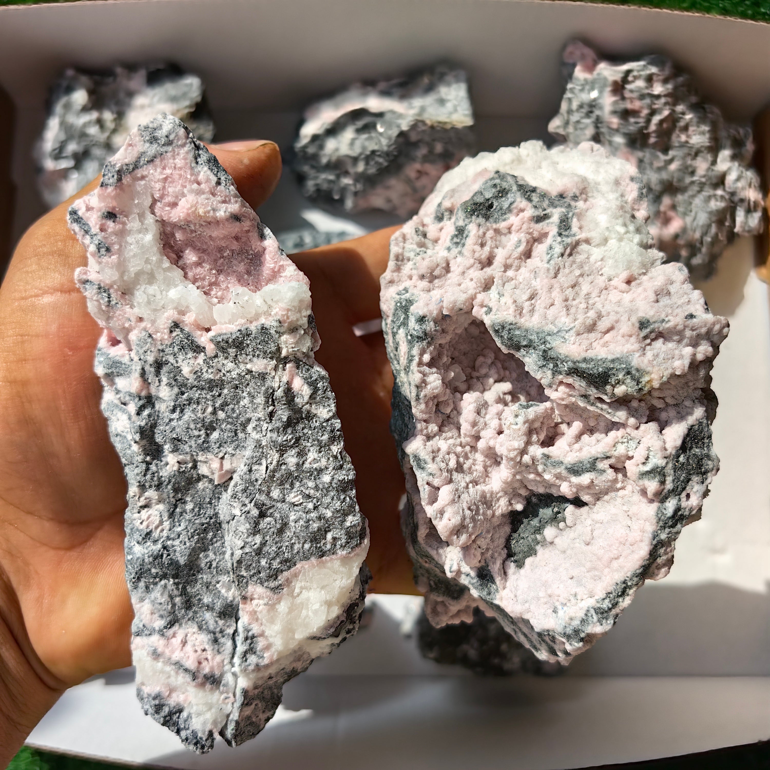 10 rhodochrosite quartz crystals specimen PERU