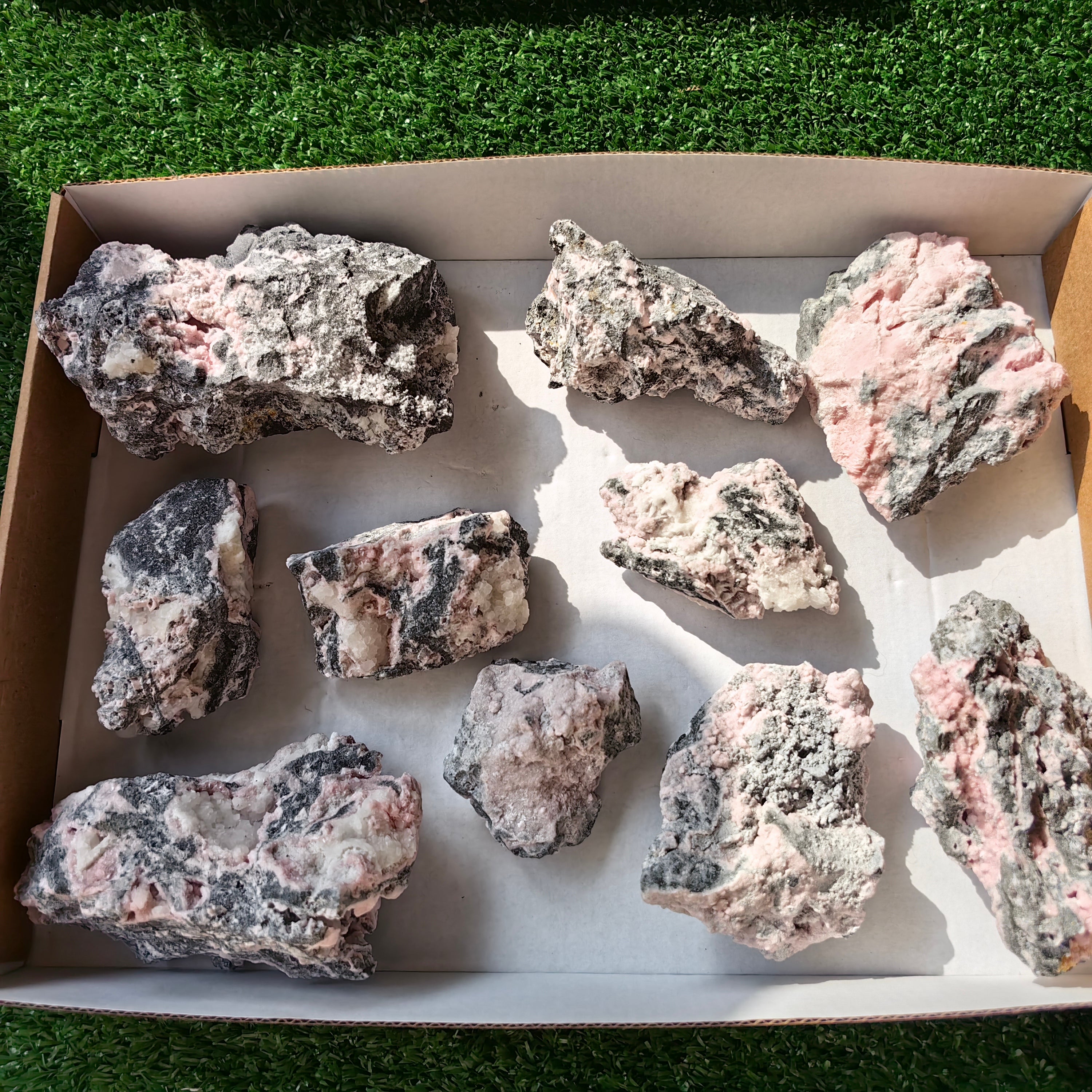 10 rhodochrosite quartz crystals specimen PERU