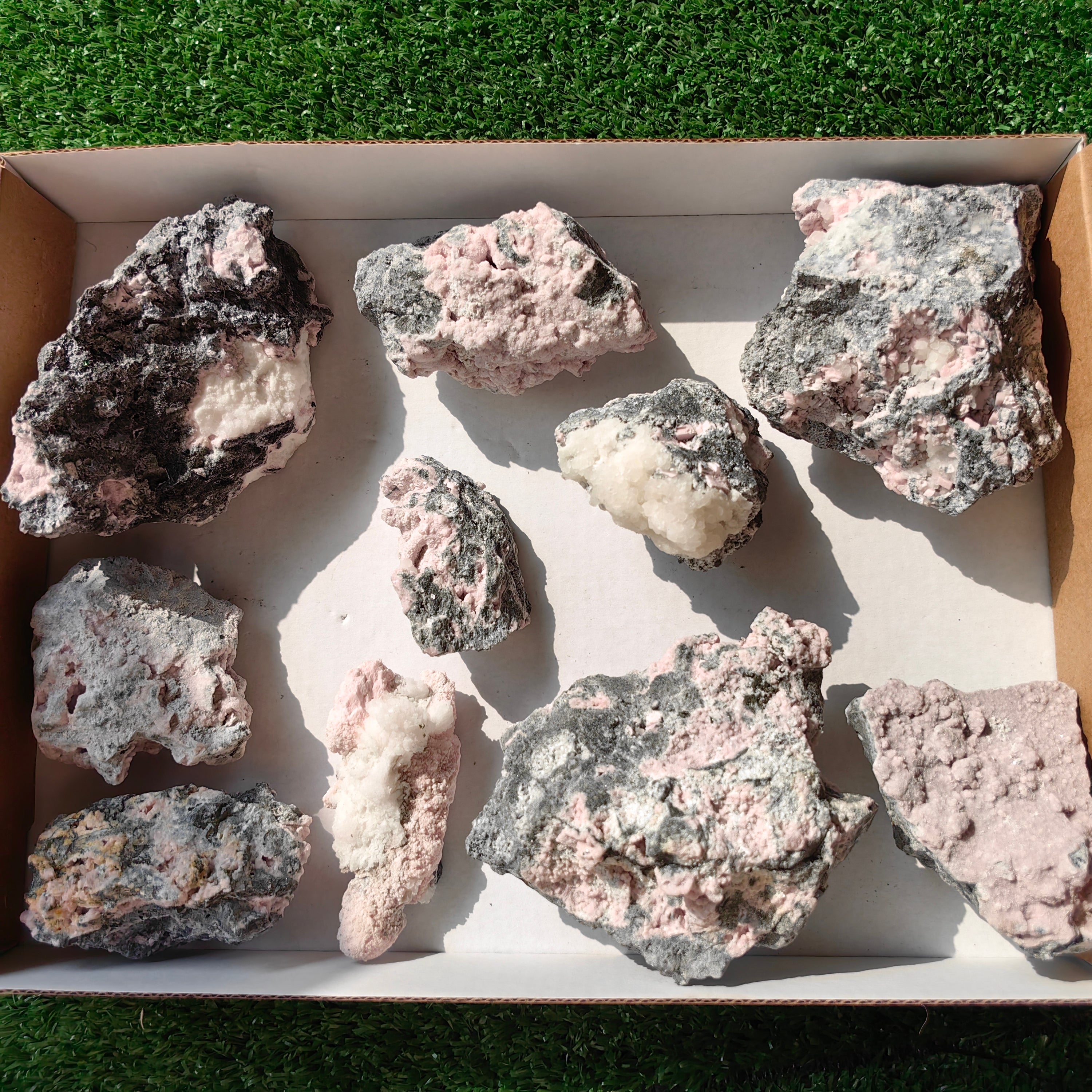 10 rhodochrosite quartz crystals specimen PERU