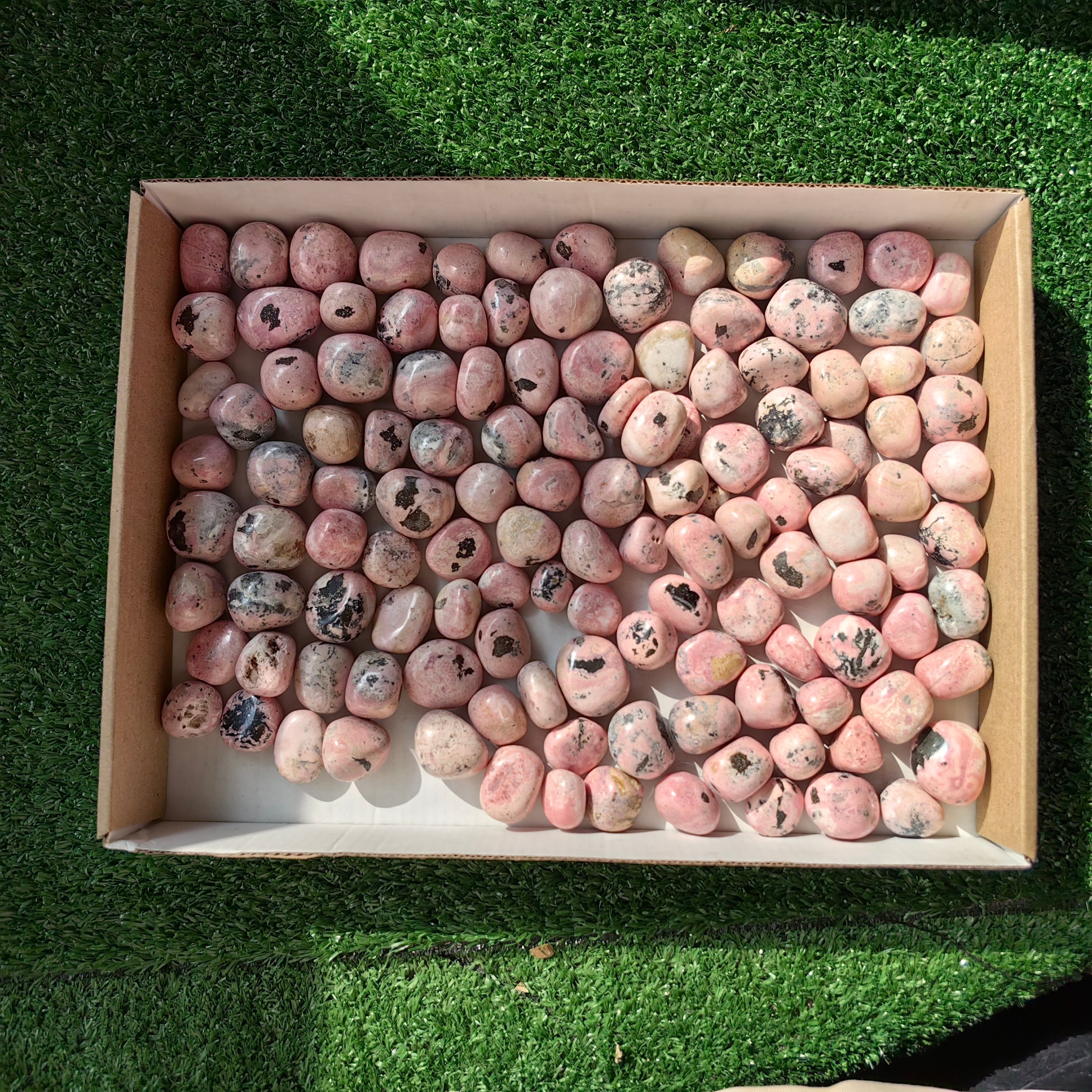2 kg tumbled rhodonite