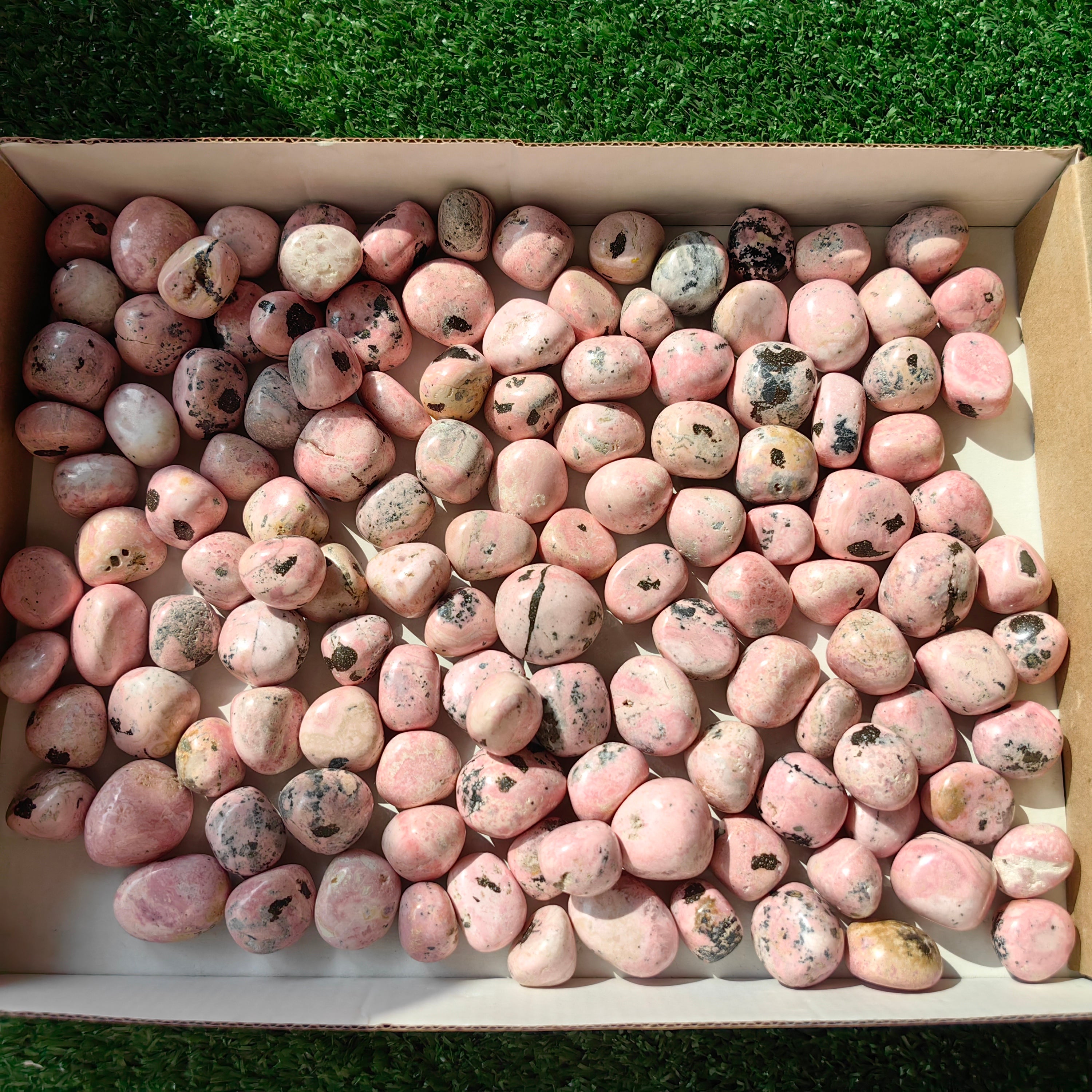 2 kg tumbled rhodonite