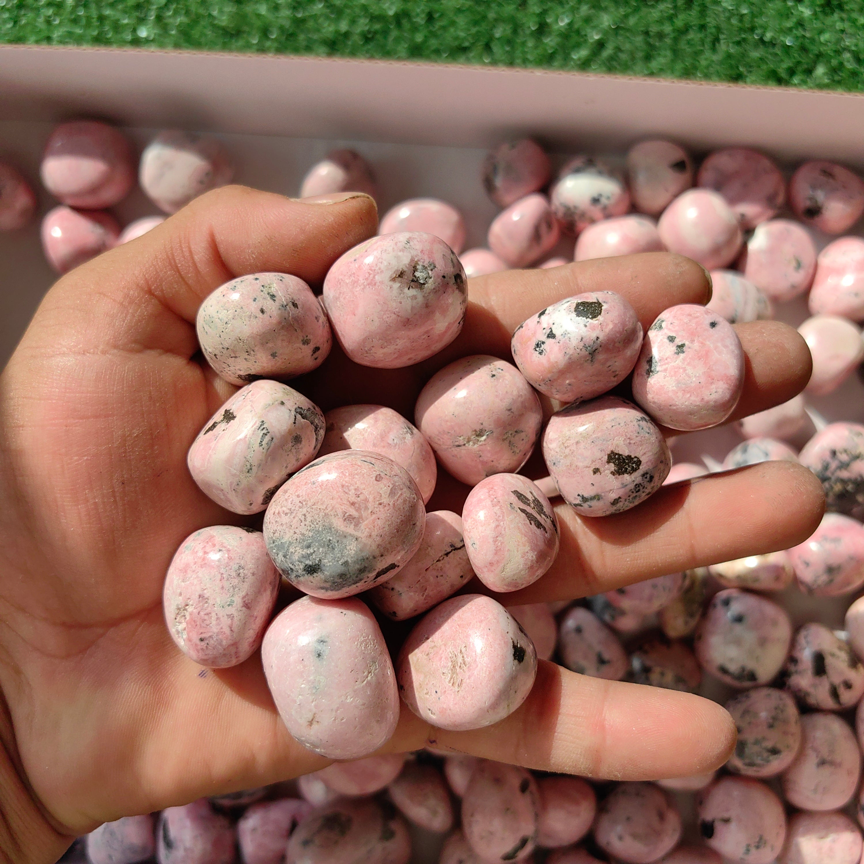 2 kg tumbled rhodonite