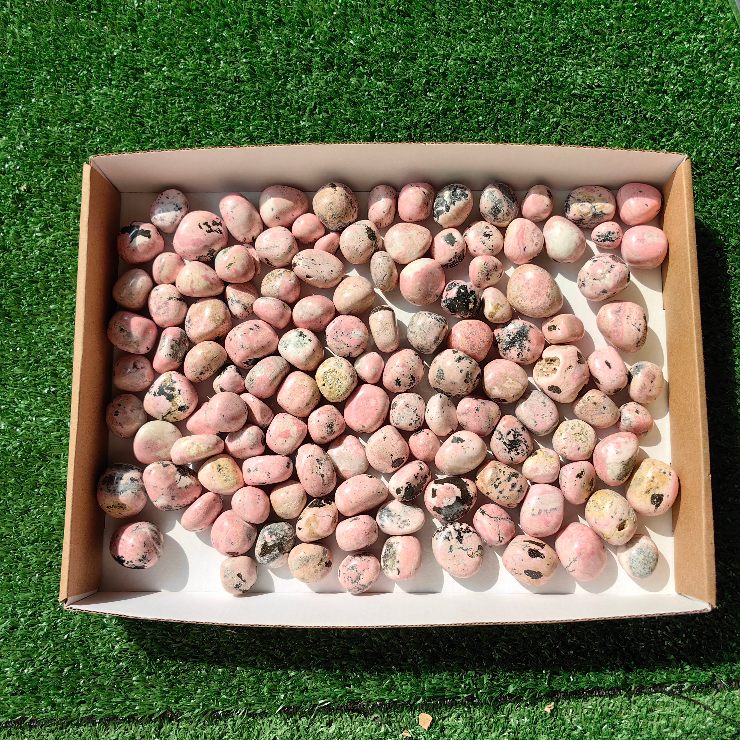 2 kg tumbled rhodonite