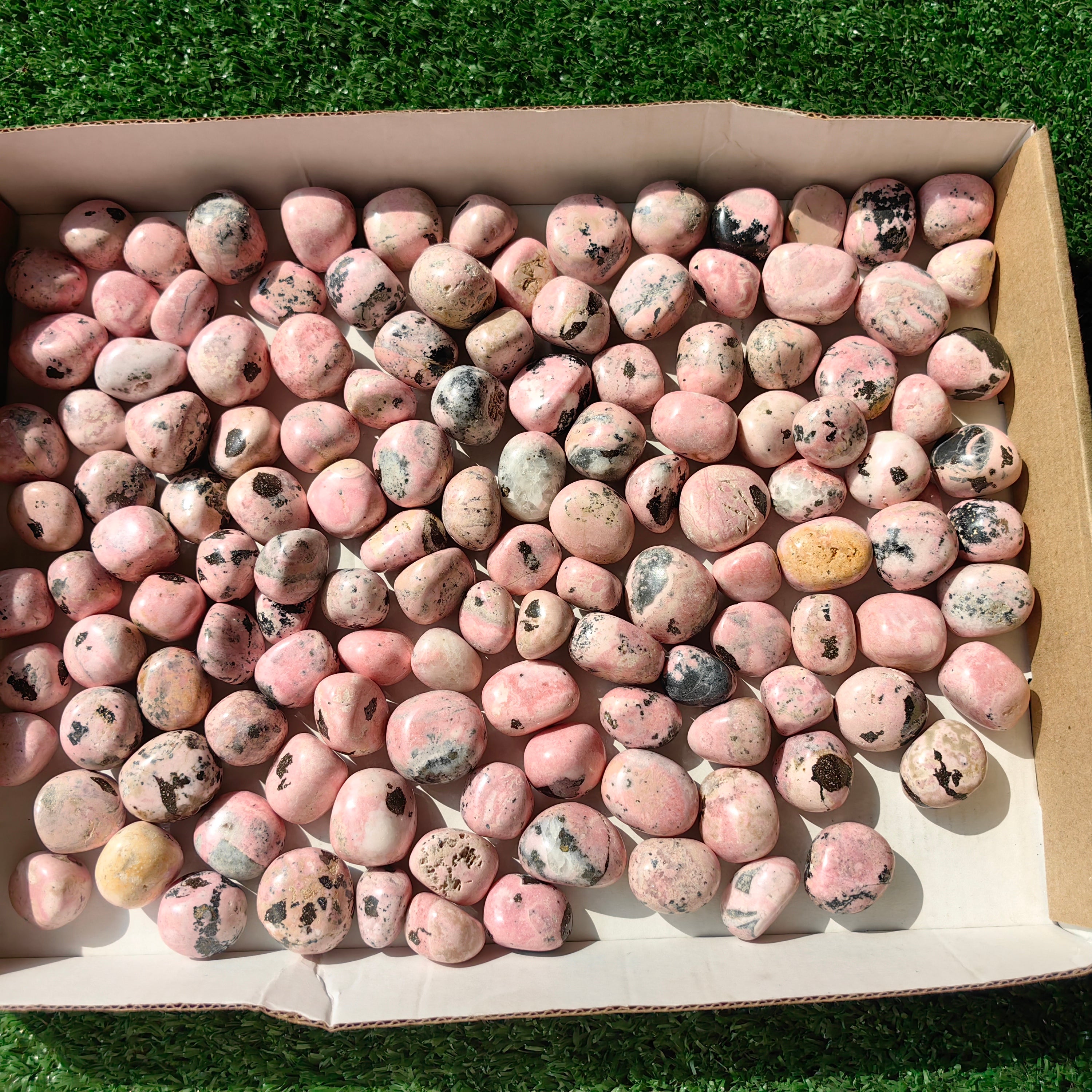 2 kg tumbled rhodonite