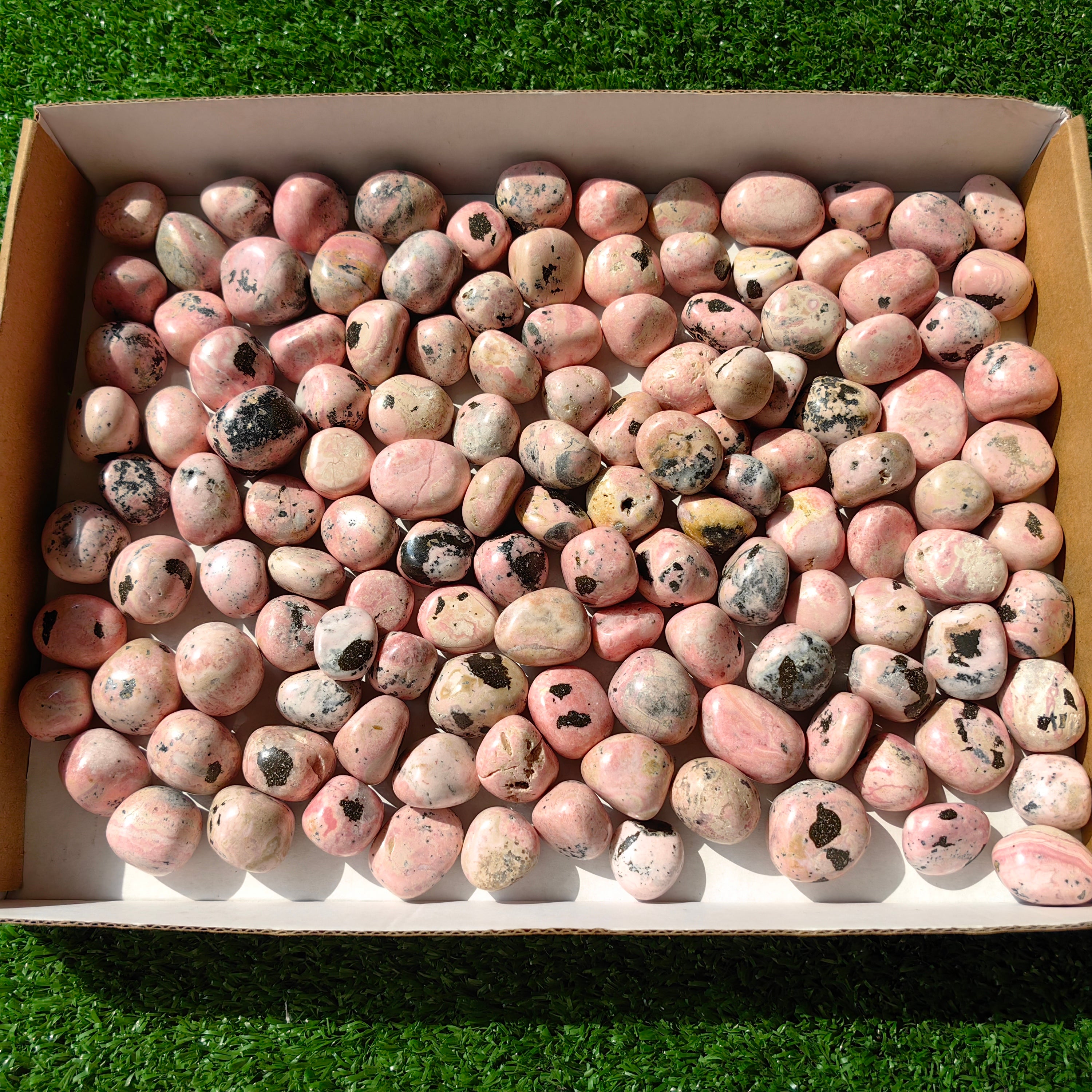 2 kg tumbled rhodonite