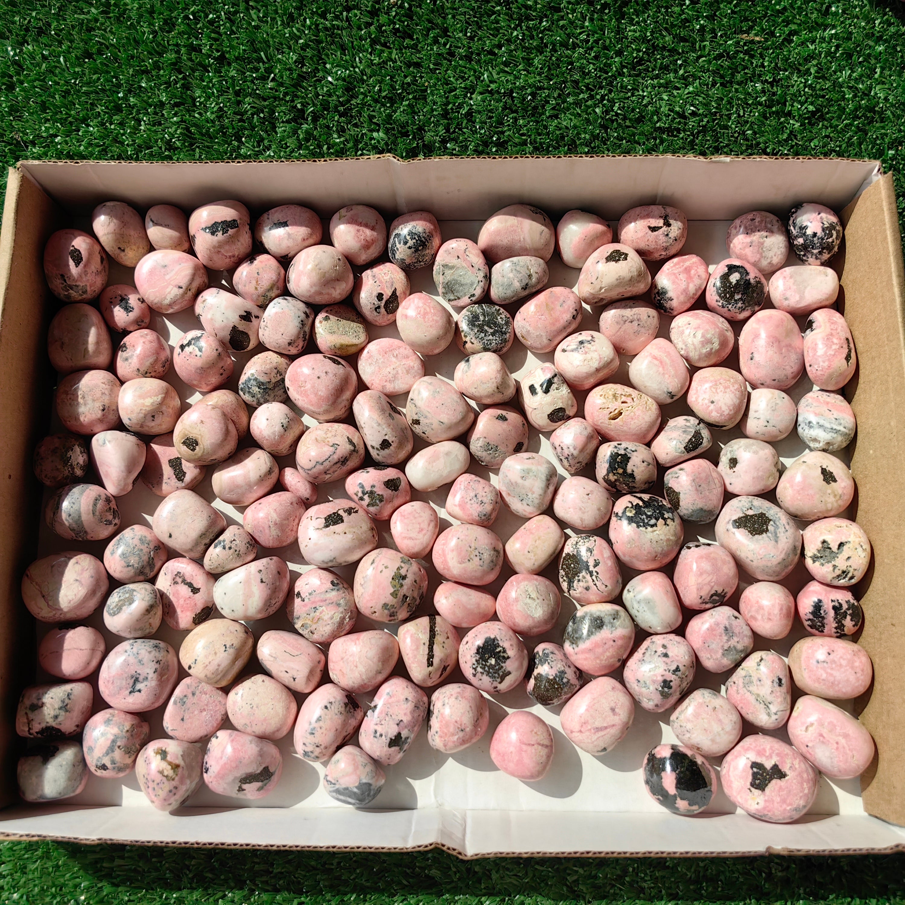 2 kg tumbled rhodonite