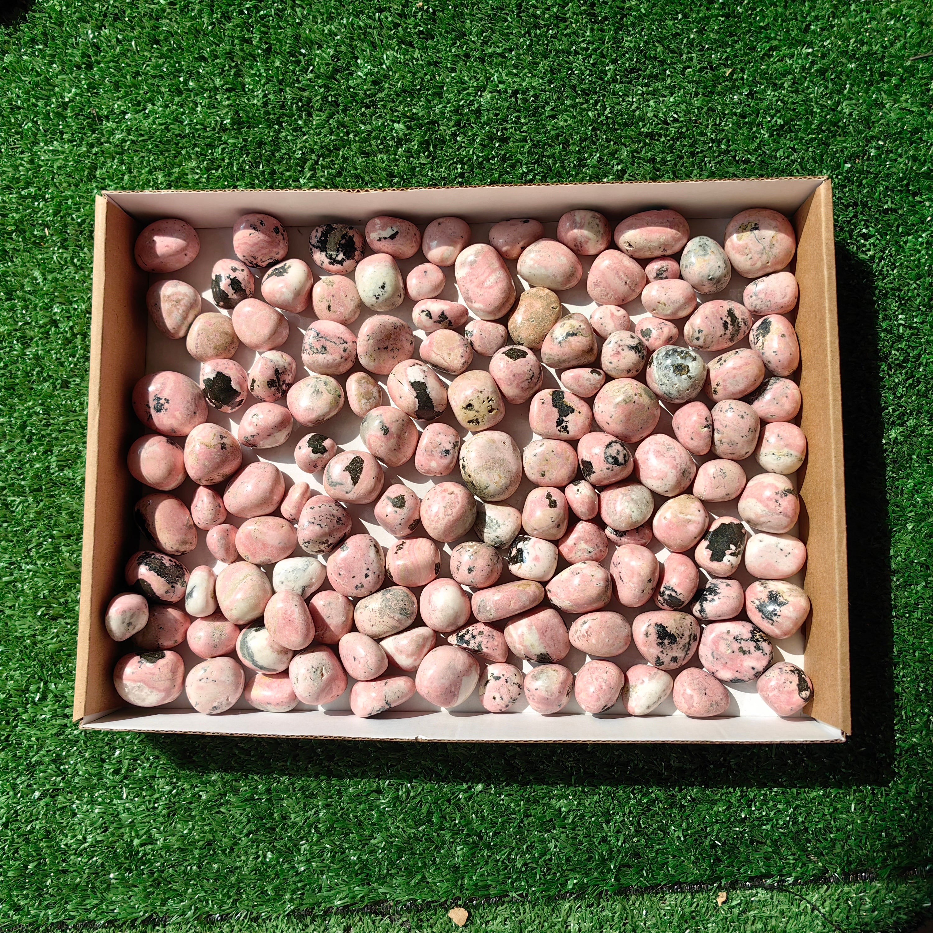 2 kg tumbled rhodonite