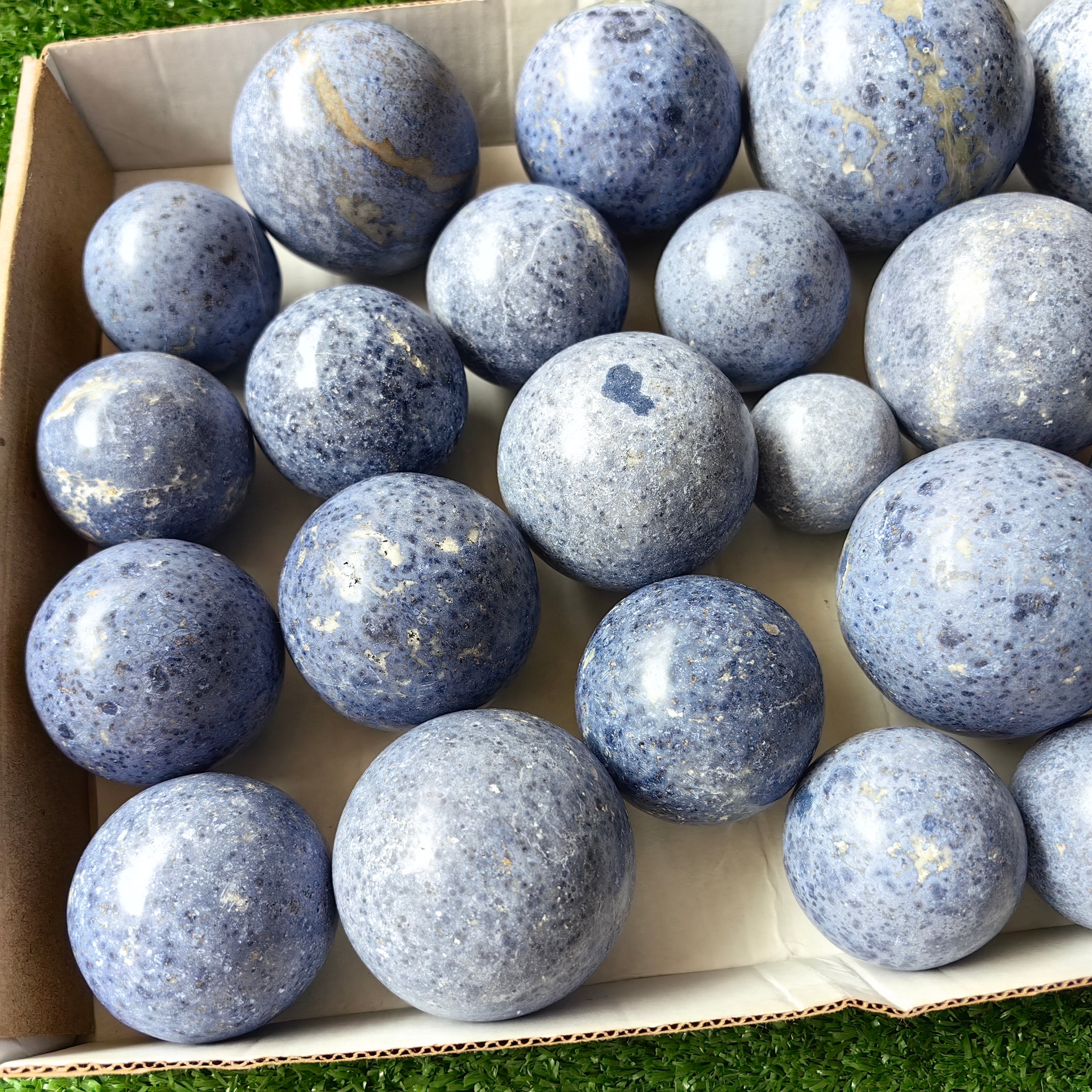 23 pc blue dumortorite spheres