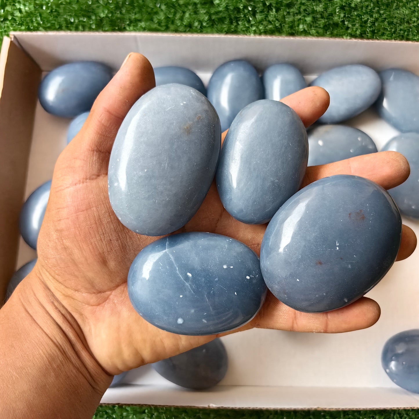 27 pc blue angelite palms