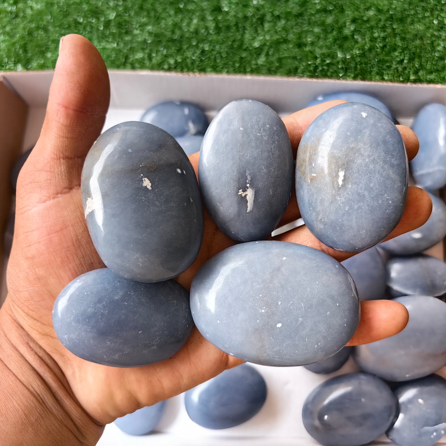 30 pc blue angelite palms