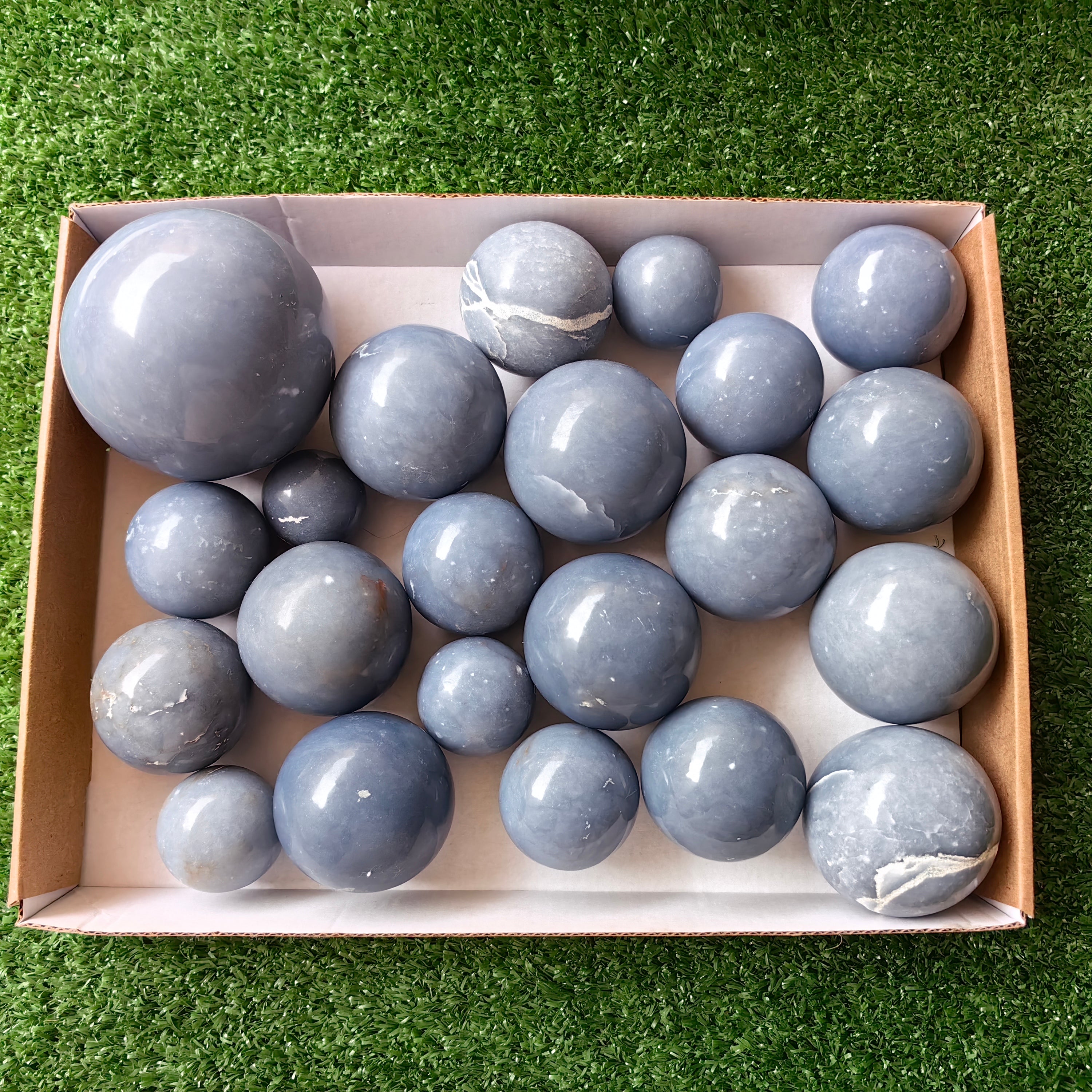 22 pc blue angelite spheres