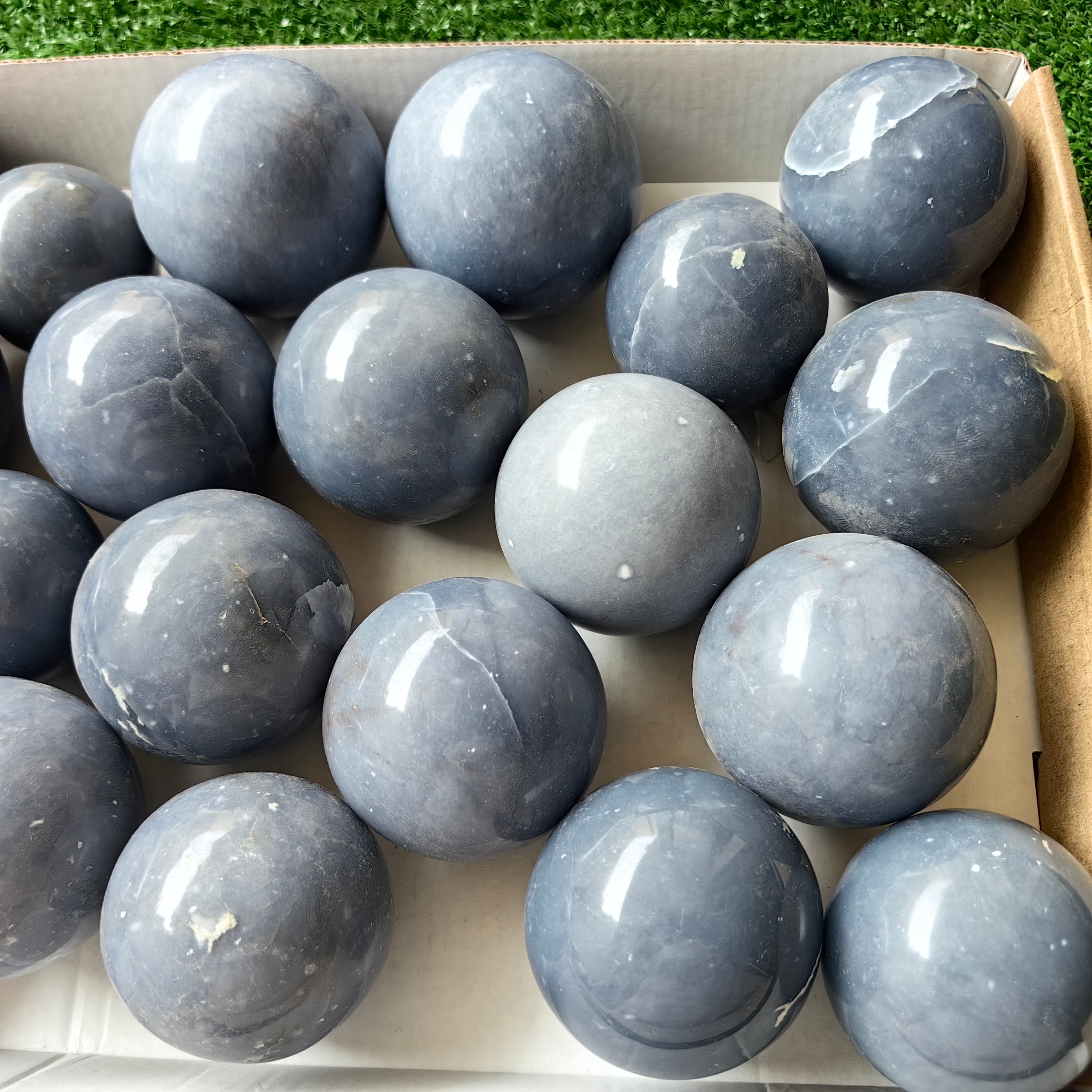 21 pc blue angelite spheres