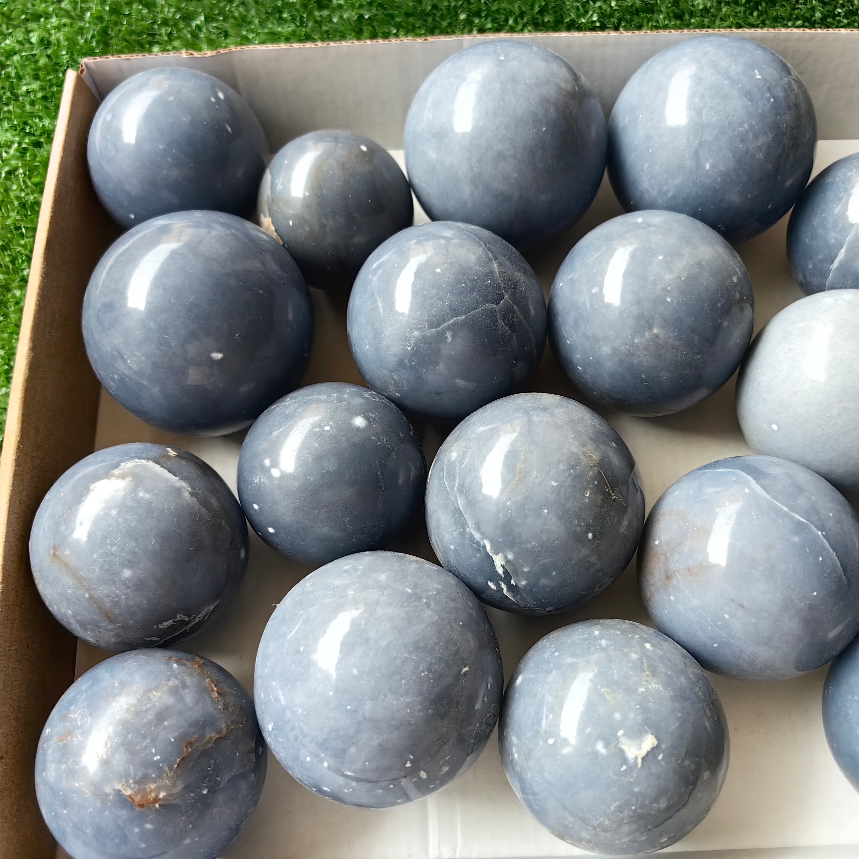 21 pc blue angelite spheres