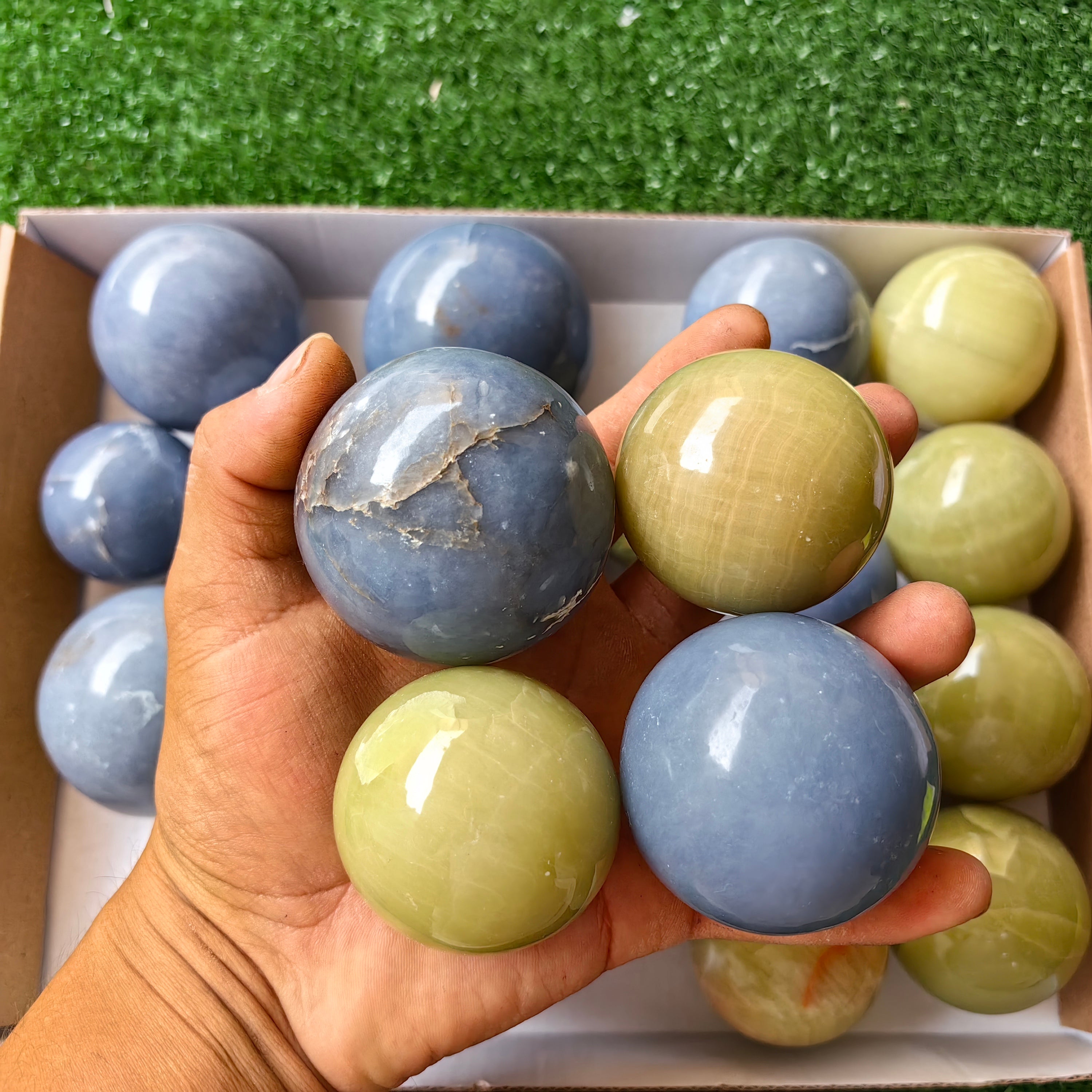 22 pc green onix & angelite spheres