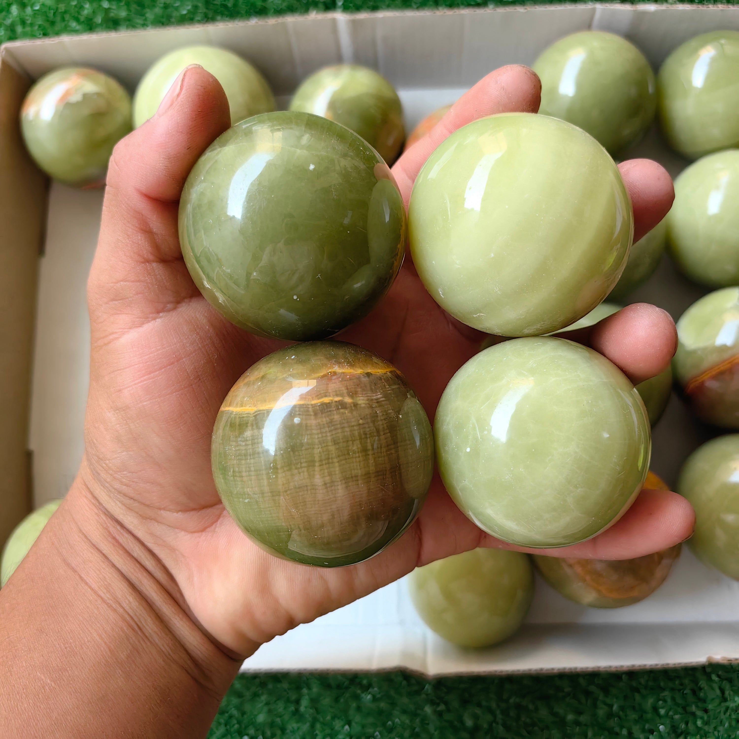 22 pc green onix spheres