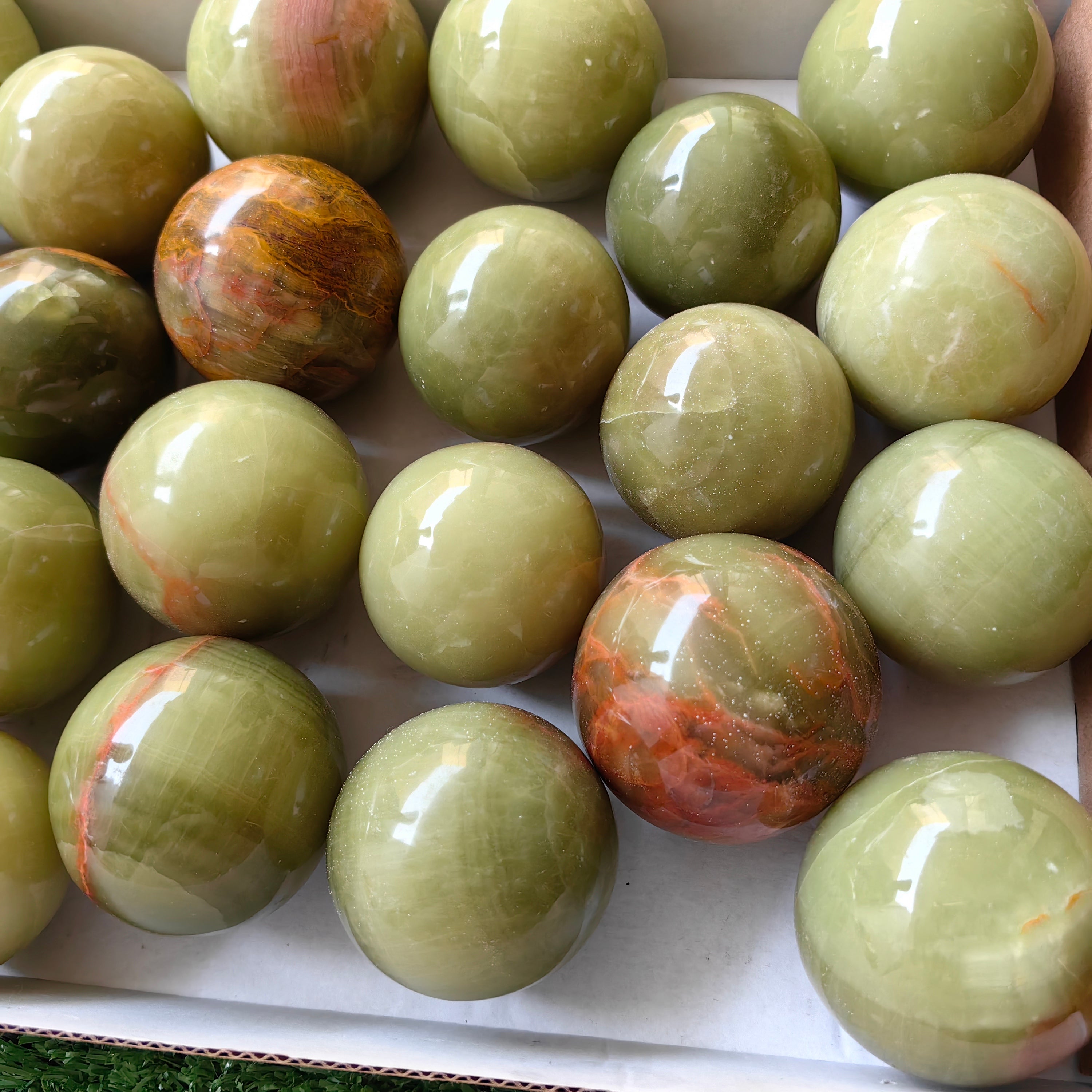 24 pc green onix spheres