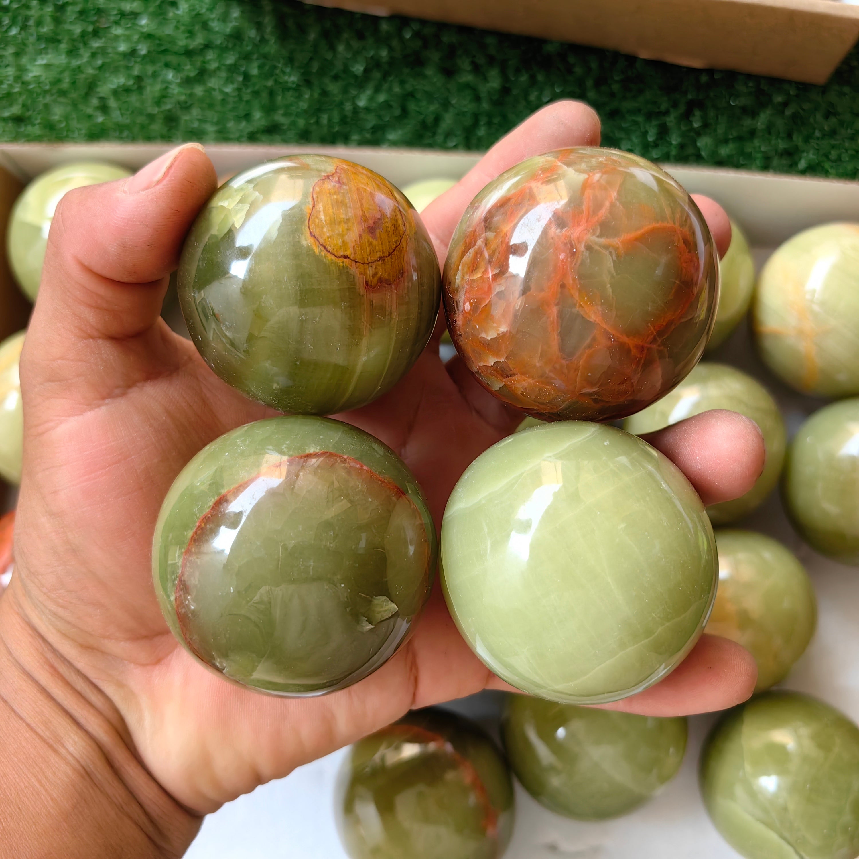 24 pc green onix spheres