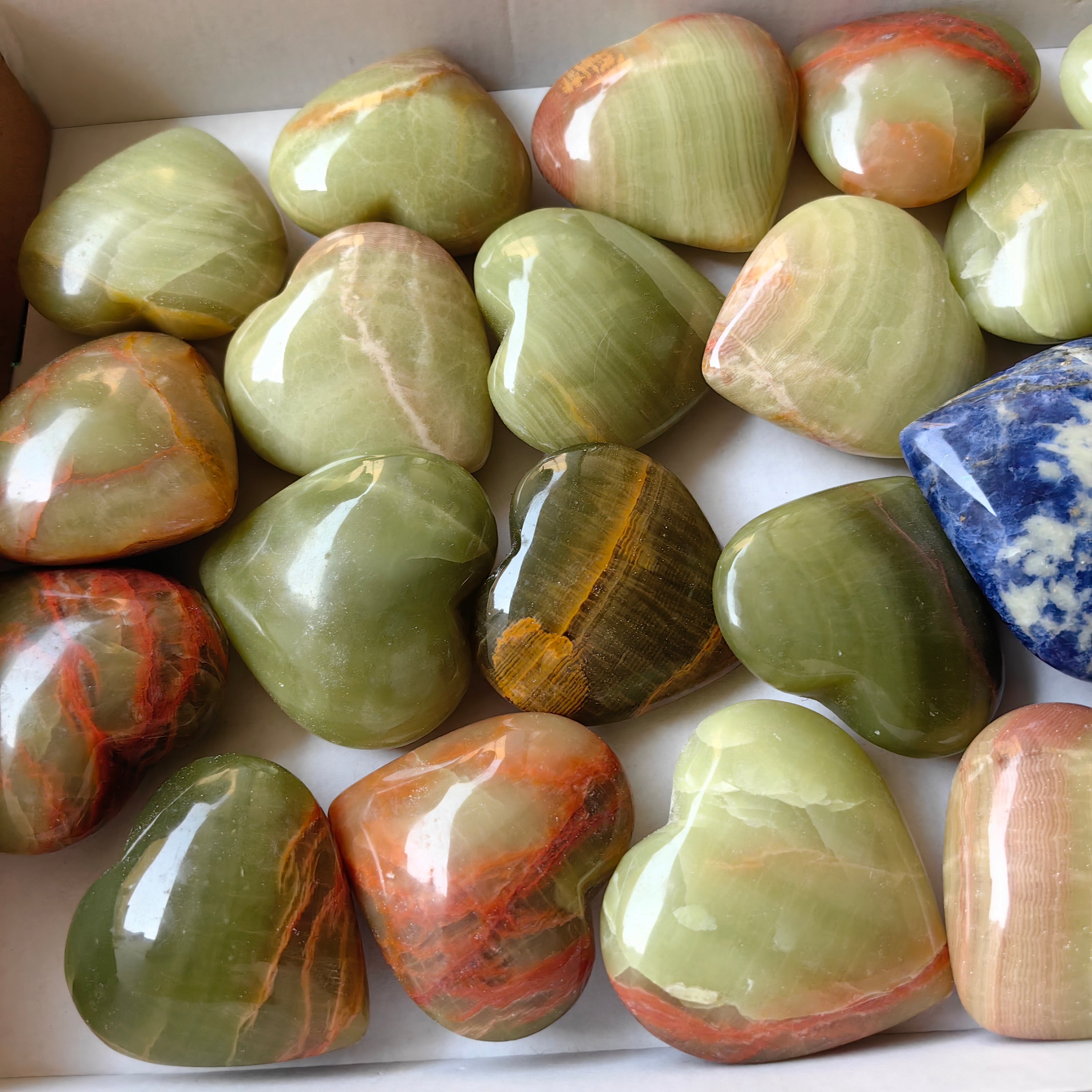 23 pc green onix & sodalite hearts