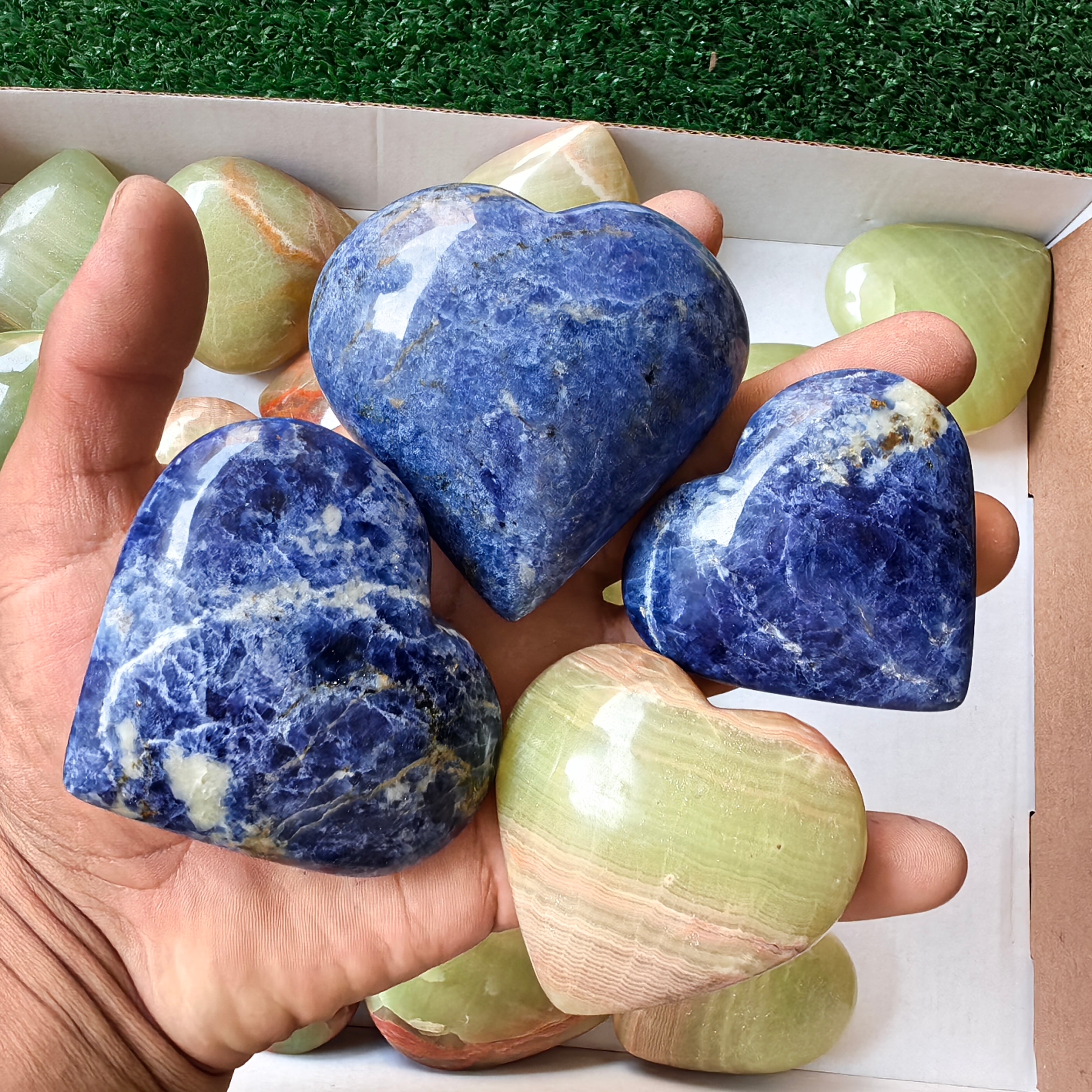 23 pc green onix & sodalite hearts