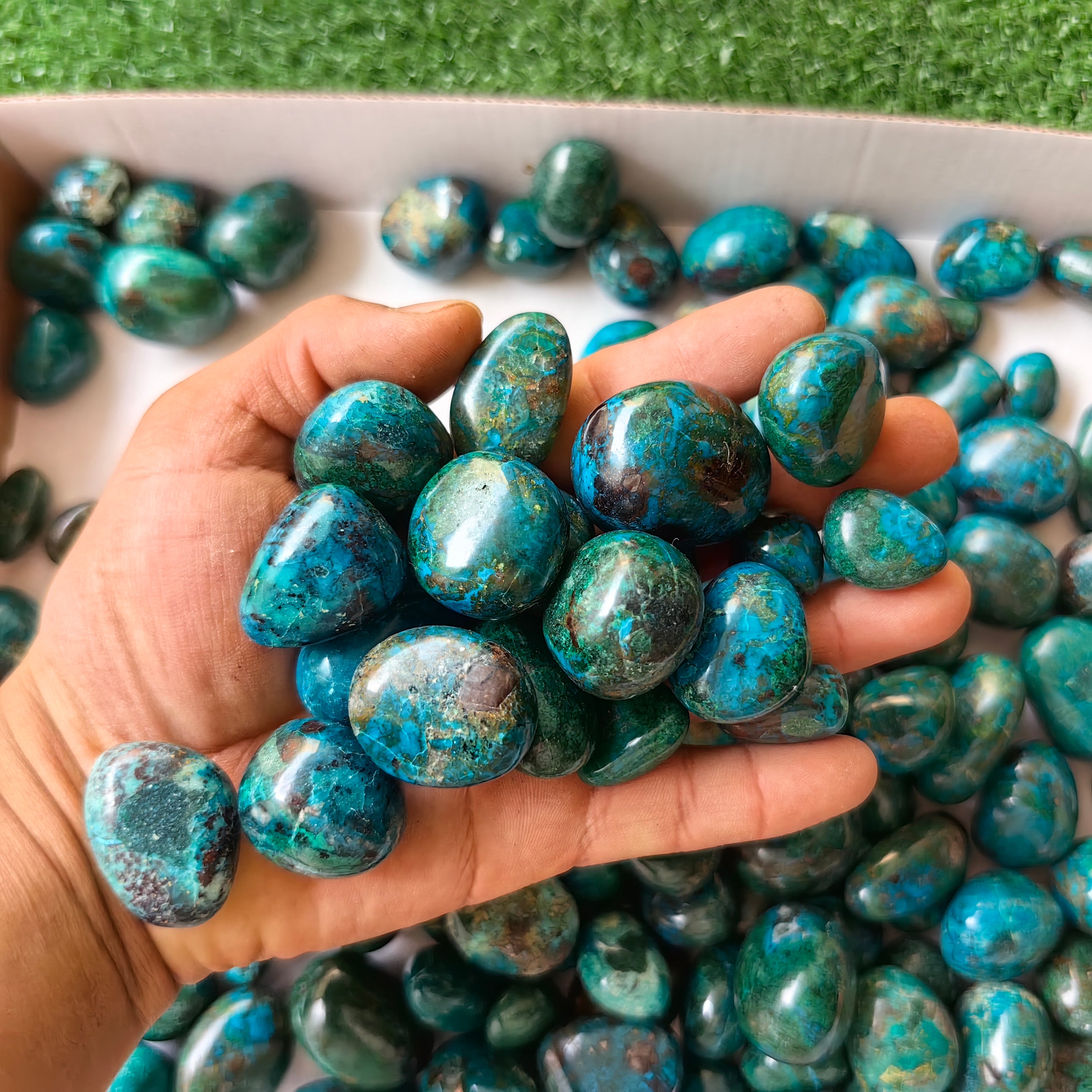 2 kg tumbled chrysocolla Peru