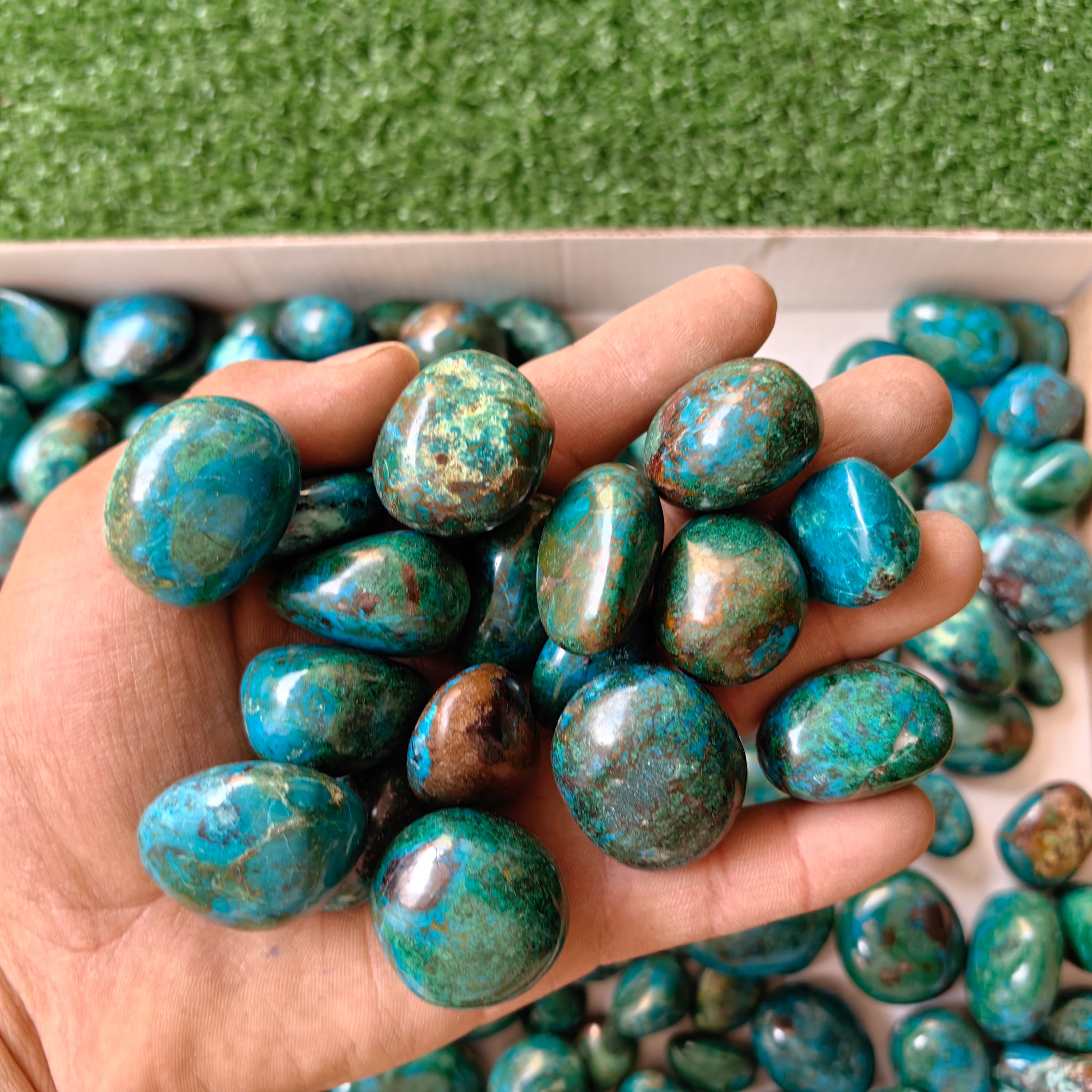 2 kg tumbled chrysocolla Peru