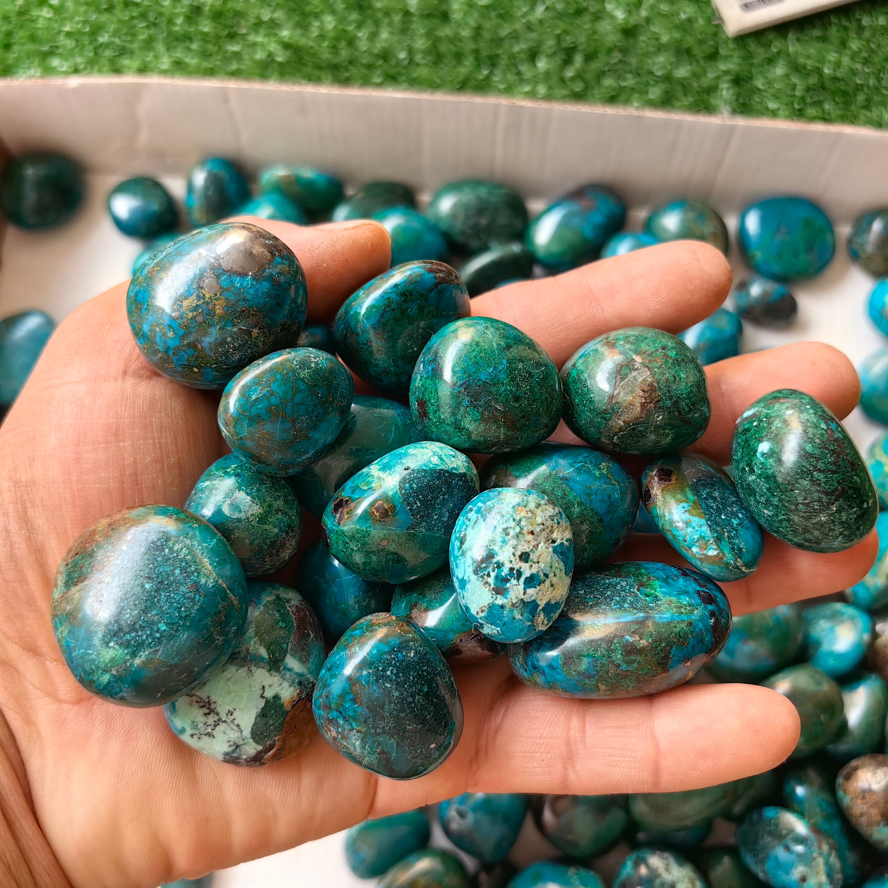 2 kg tumbled chrysocolla Peru