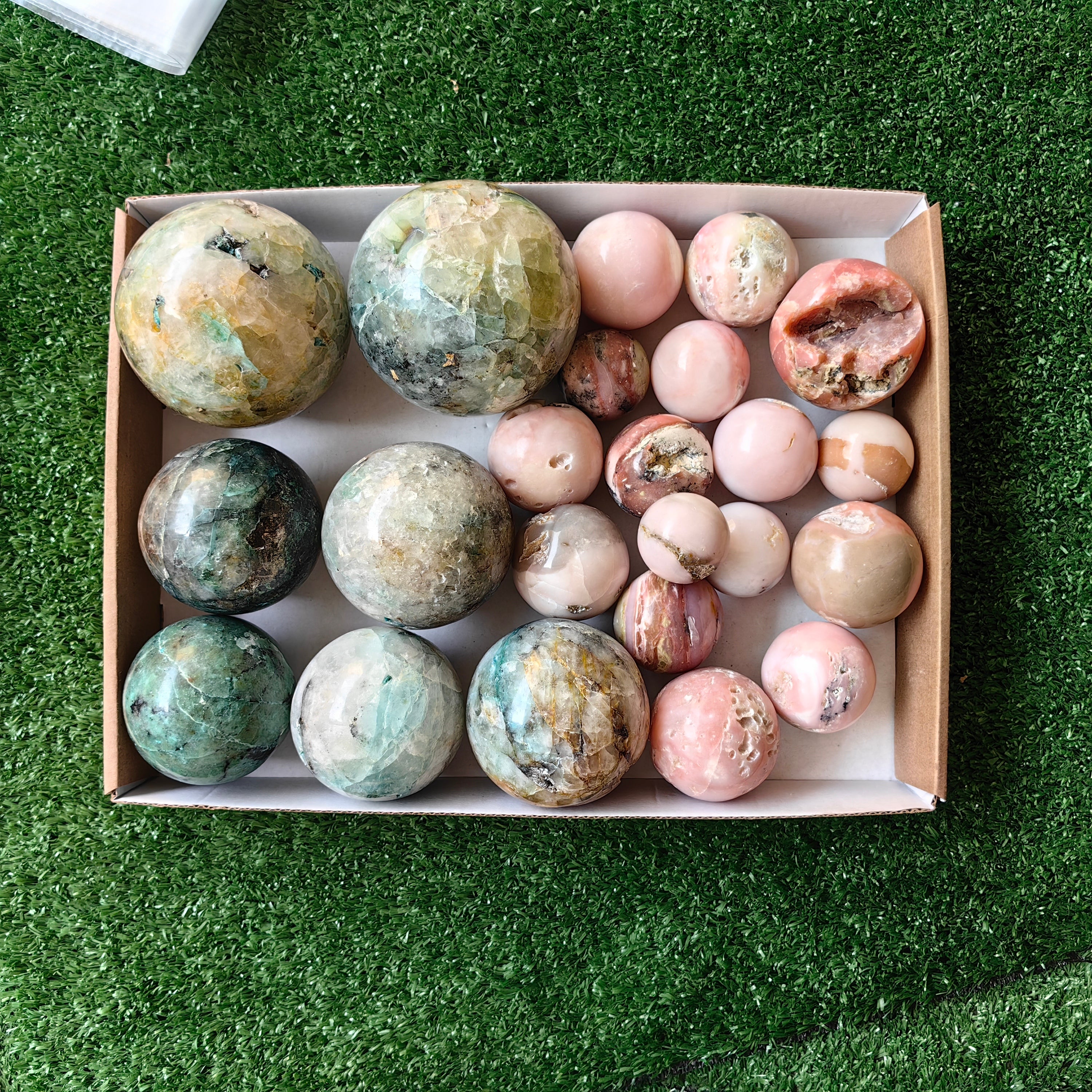 23 pc chrysocolla quartz & pink opal spheres