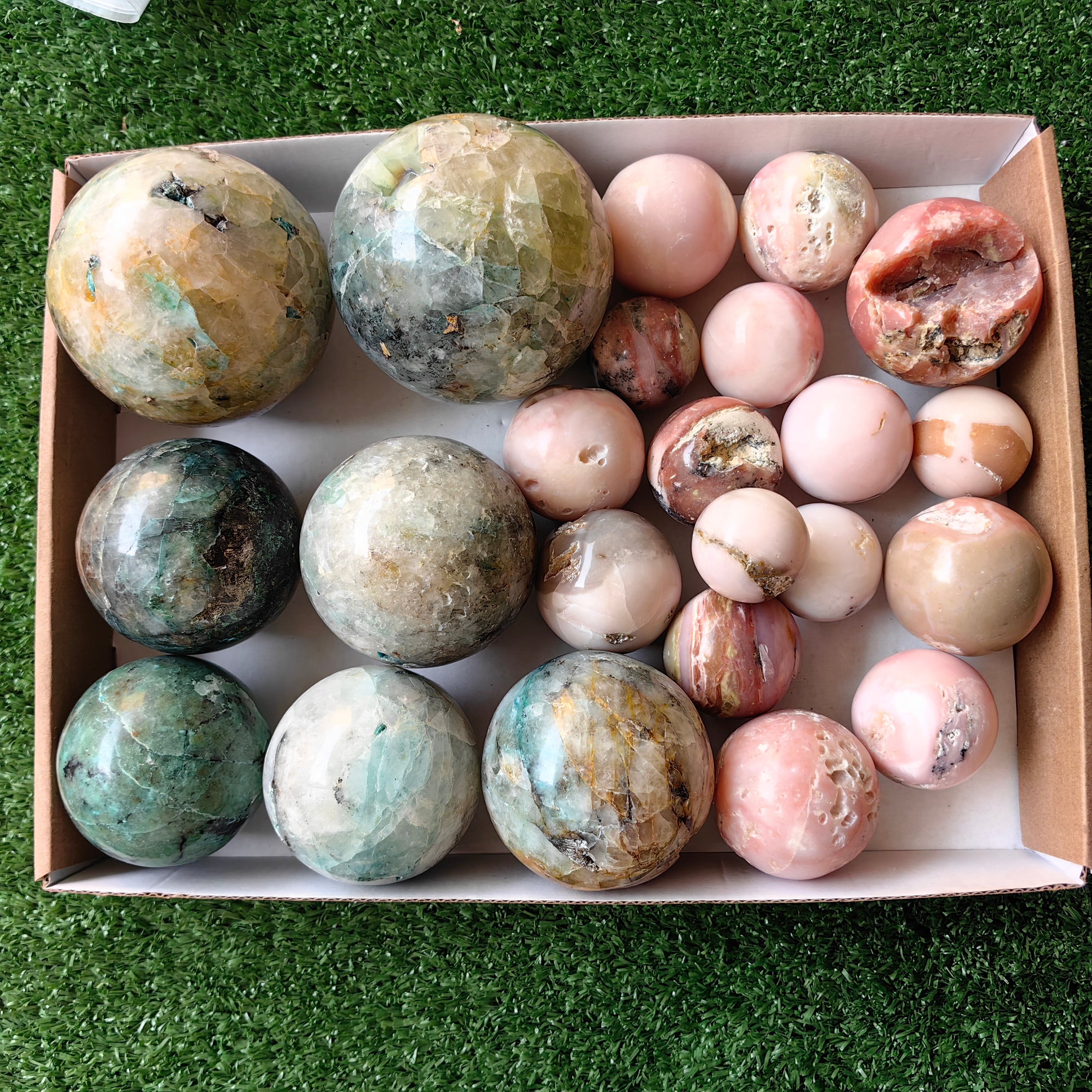 23 pc chrysocolla quartz & pink opal spheres