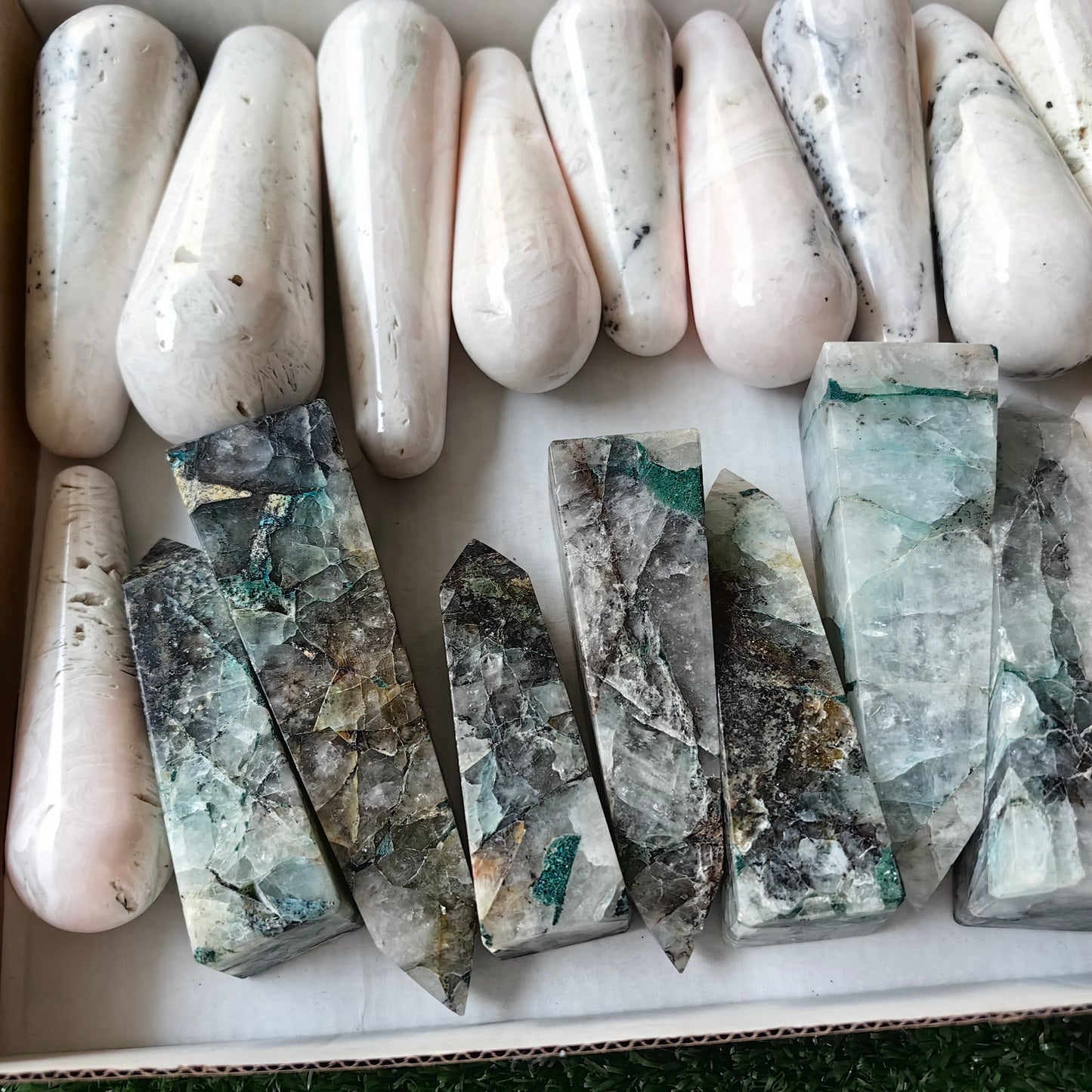 23 pc mangano calcite wands & pink opal, chrysocolla quartz towers