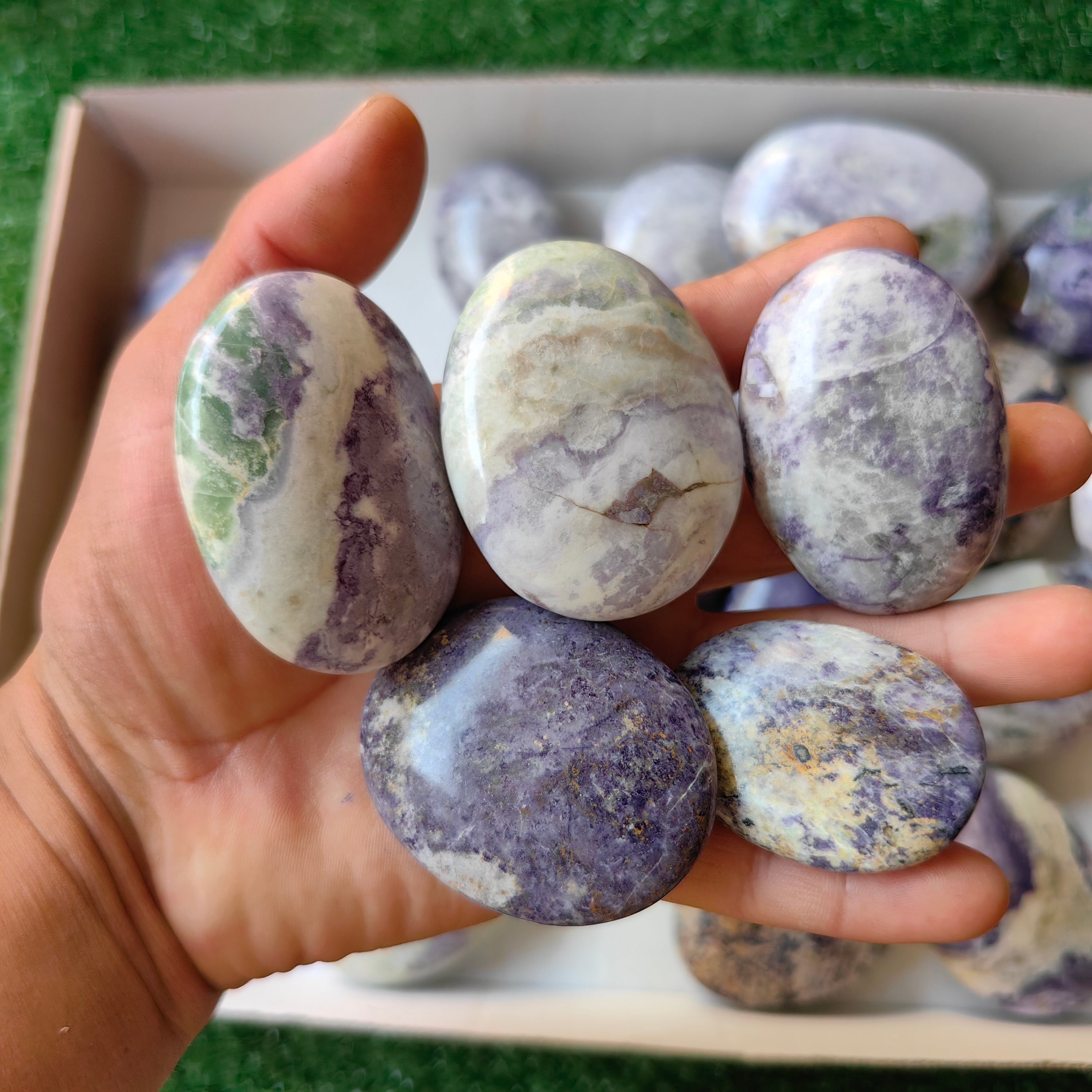 26 pc bolivianite palms