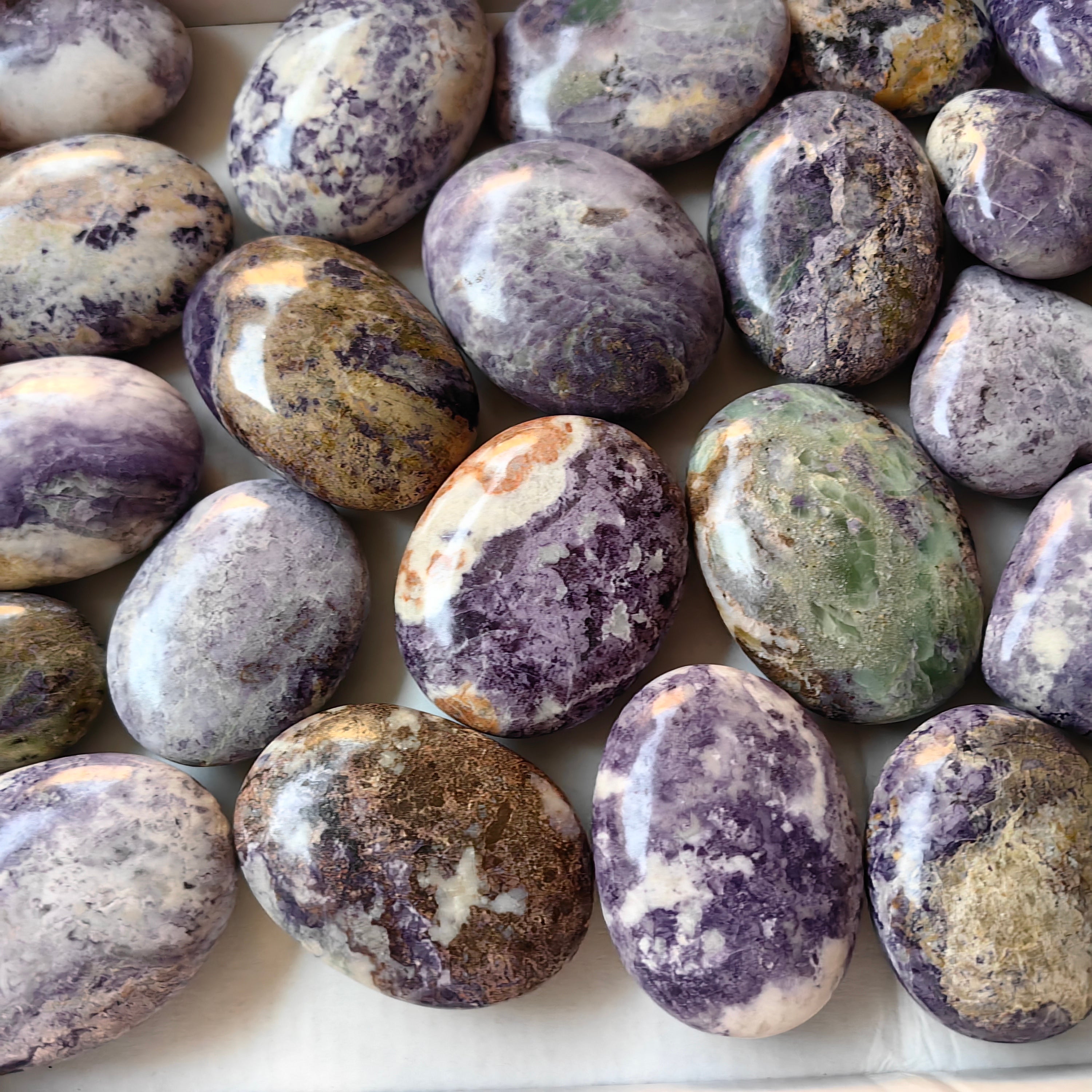 26 pc bolivianite palms & hearts