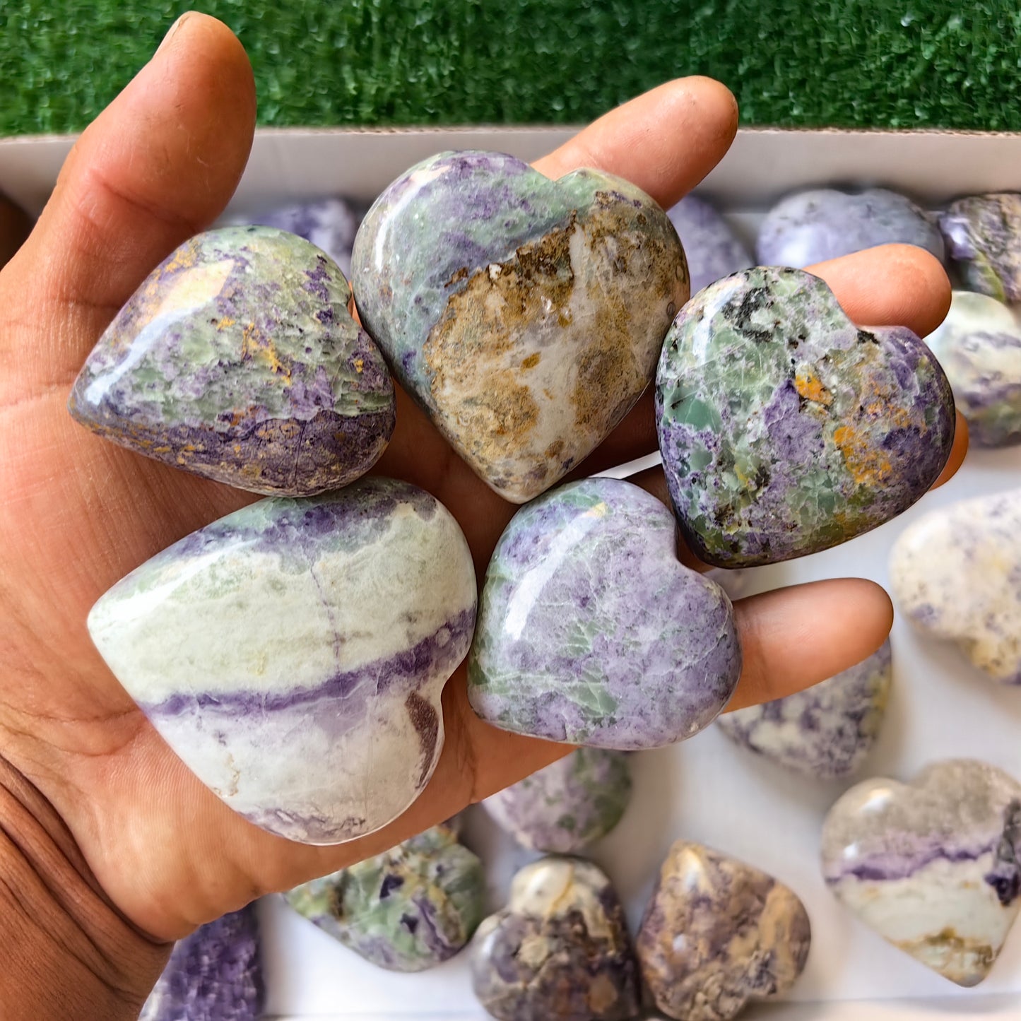 32 pc bolivianite hearts
