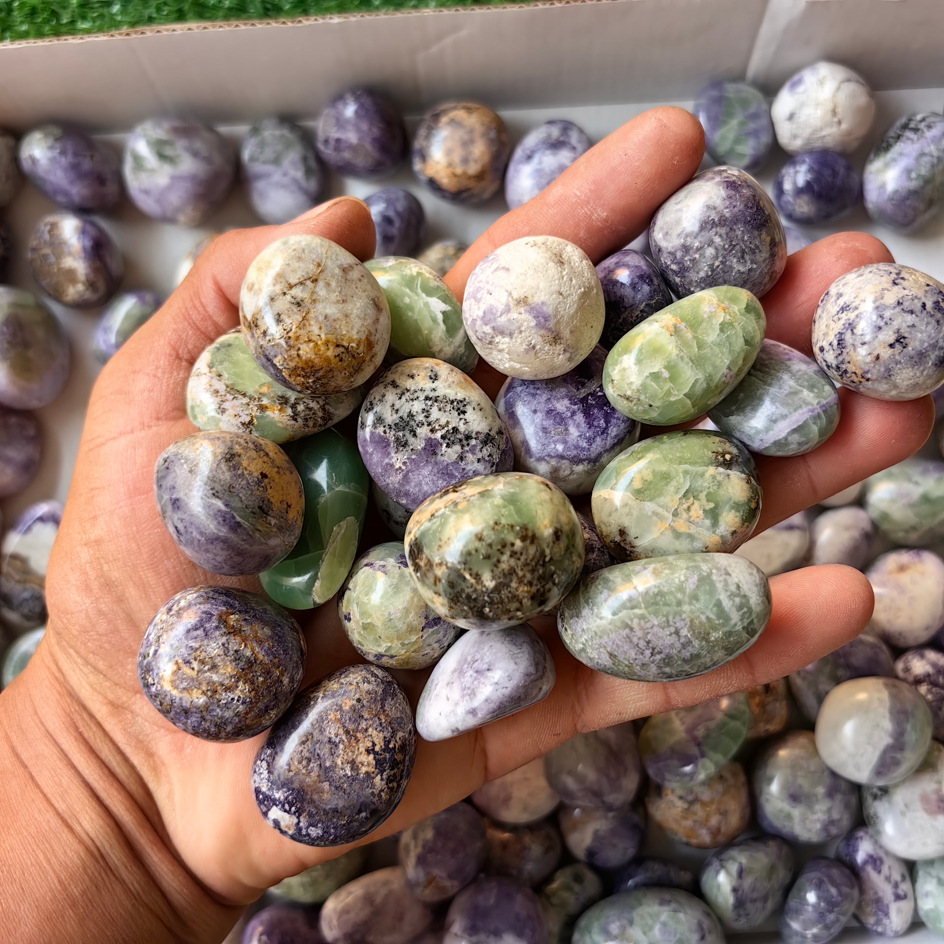 2 kg bolivianite tumbled