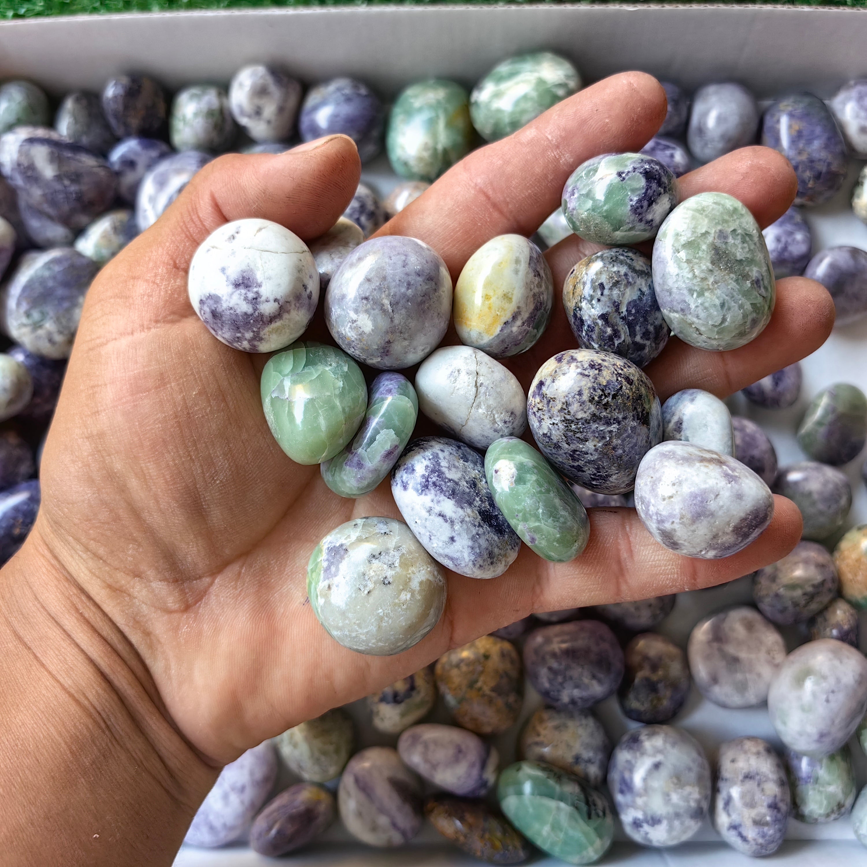 2 kg bolivianite tumbled