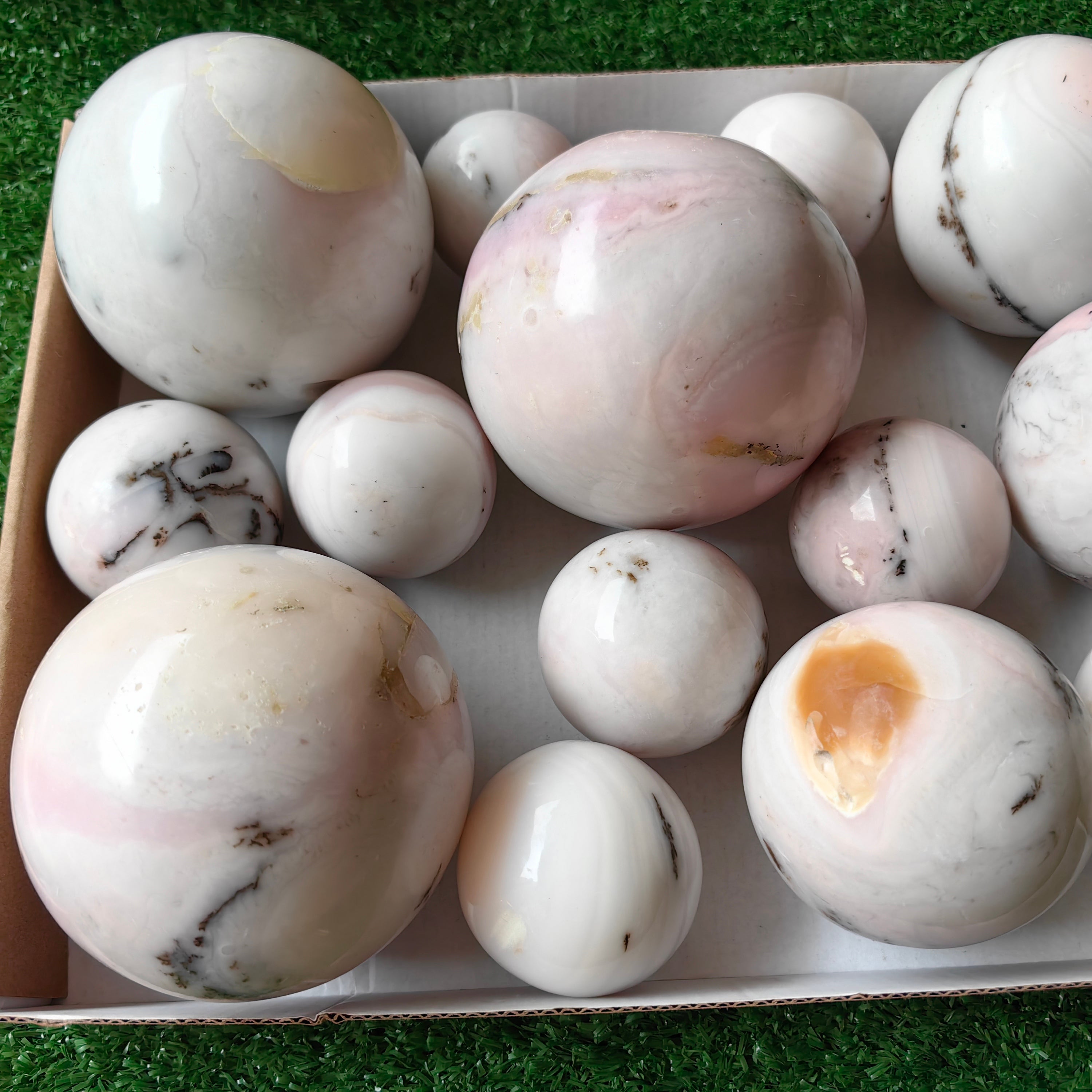 14 pc peruvian pink opal spheres