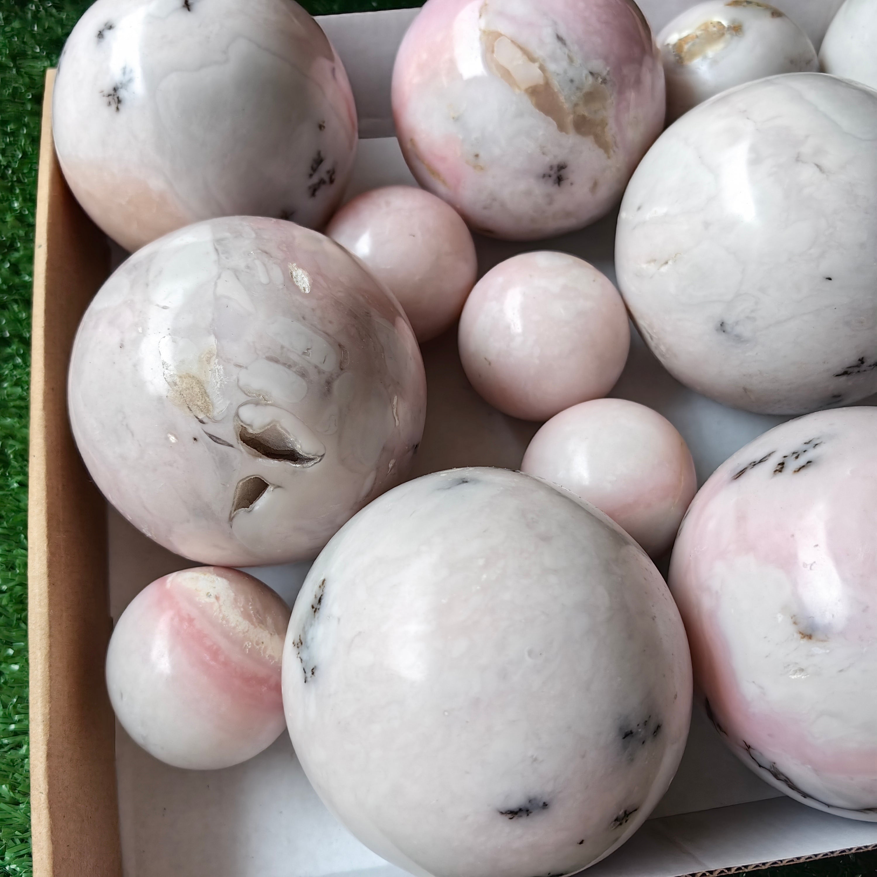 15 pc peruvian pink opal spheres